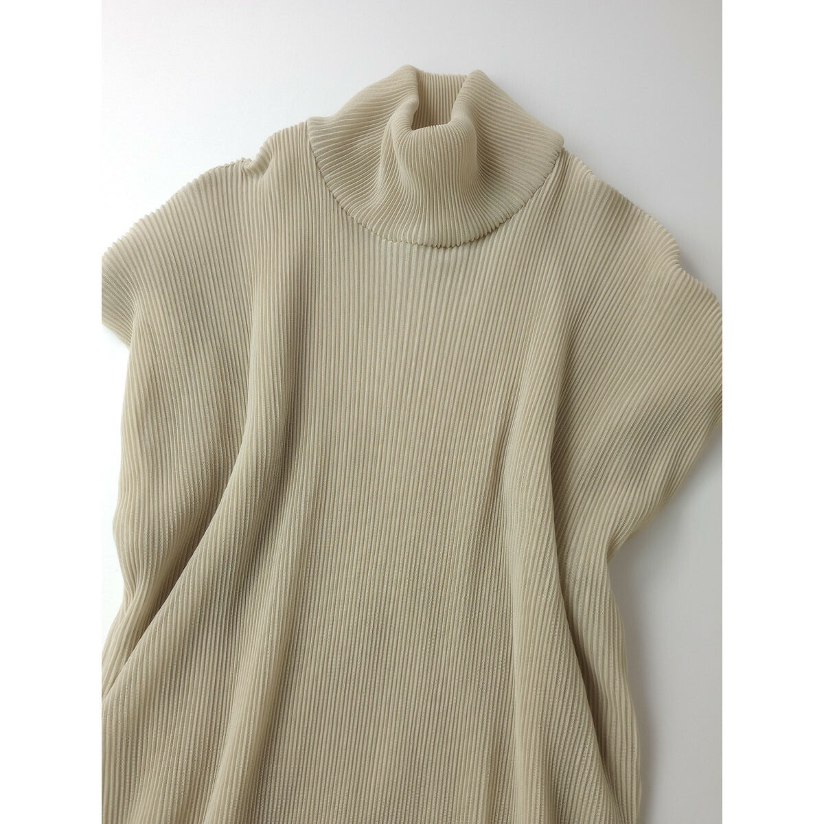 Jens イェンス プリーツ ドレス ロンワンピーアイボリー【中古】