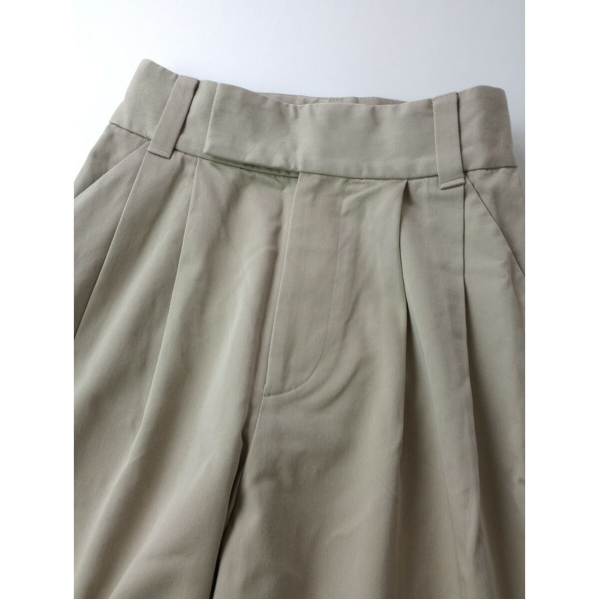 24AW MARGARET HOWELL マーガレットハウエル ORGANIC COTTON TWILL オーガニック コットン 100％ タック パンツ ベージュ 0【中古】
