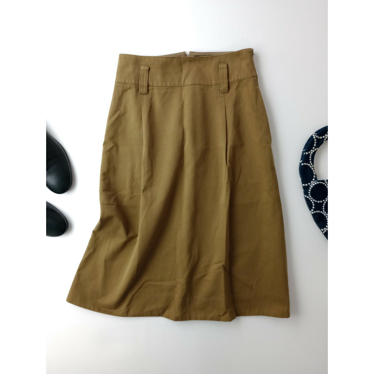 24SS MARGARET HOWELL マーガレットハウエル COTTON TWILL コットン ツイル スカート 綿 100％ 0 カーキ【中古】