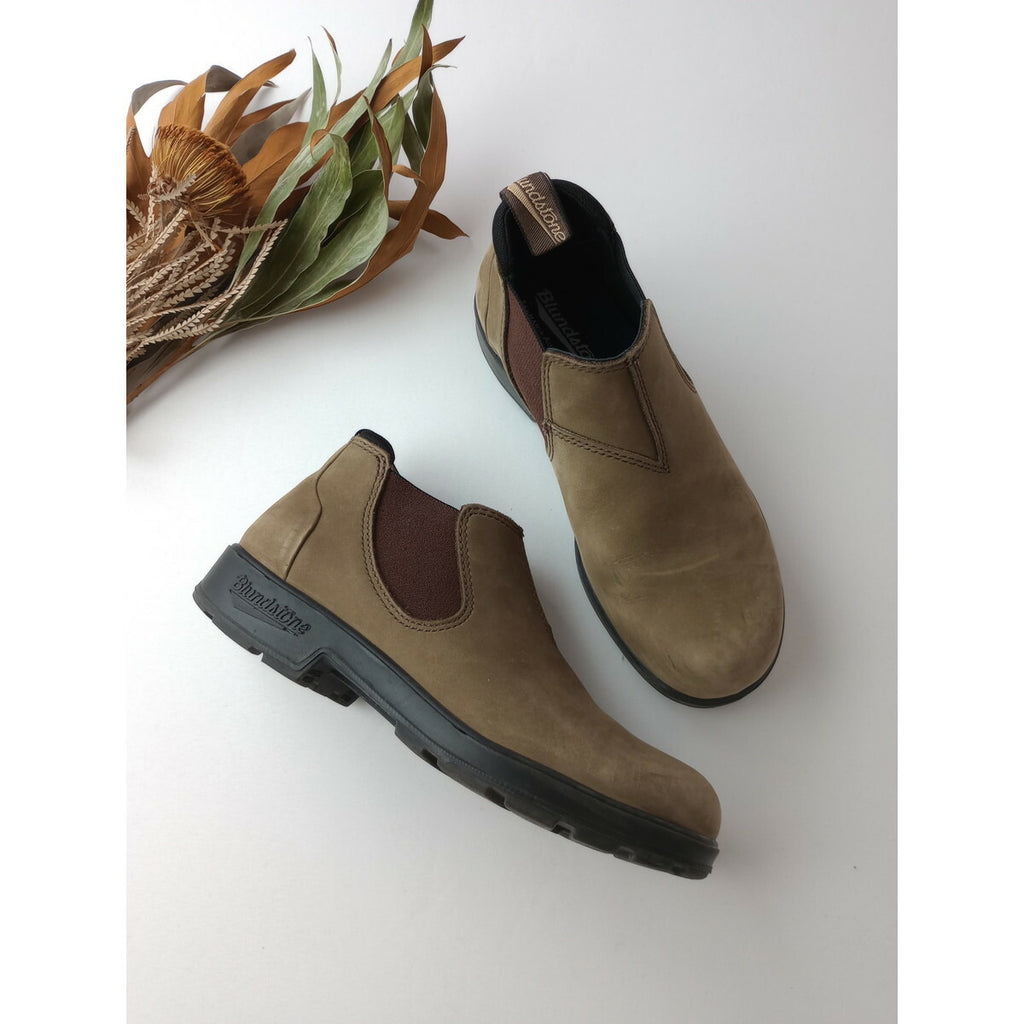 Blundstone ブランドストーン スエード レザー ローカット サイド ゴア ショート ブーツ ベージュ 24.5 5 靴【中古】
