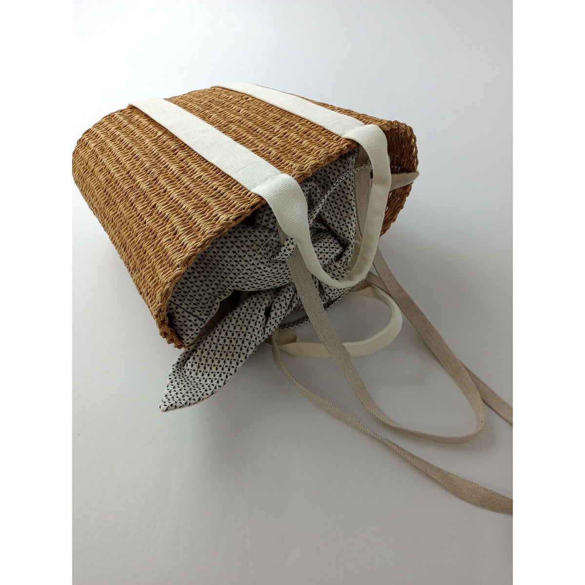 MUUN ムーニュ かご バッグ トート 白【中古】