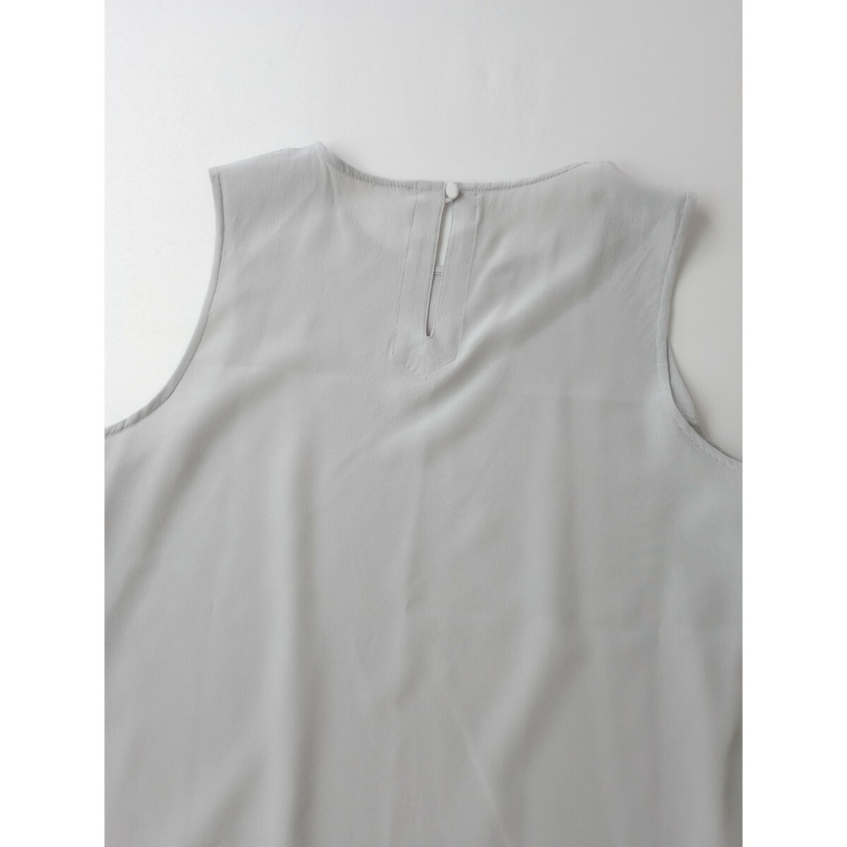 -M- [medium] ミディアム days 小暮美奈子 シルク 100％ タンクトップ トップス カットソー グレー M【中古】