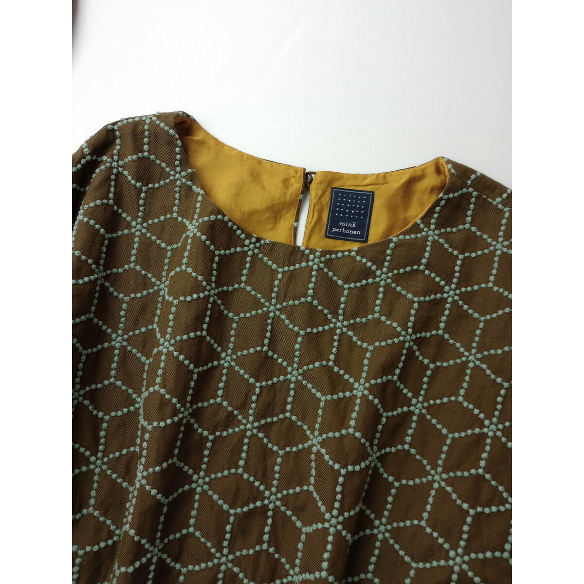 mina perhonen ミナペルホネン sugar コットン シルク プルオーバー トップス カーキ 36【中古】