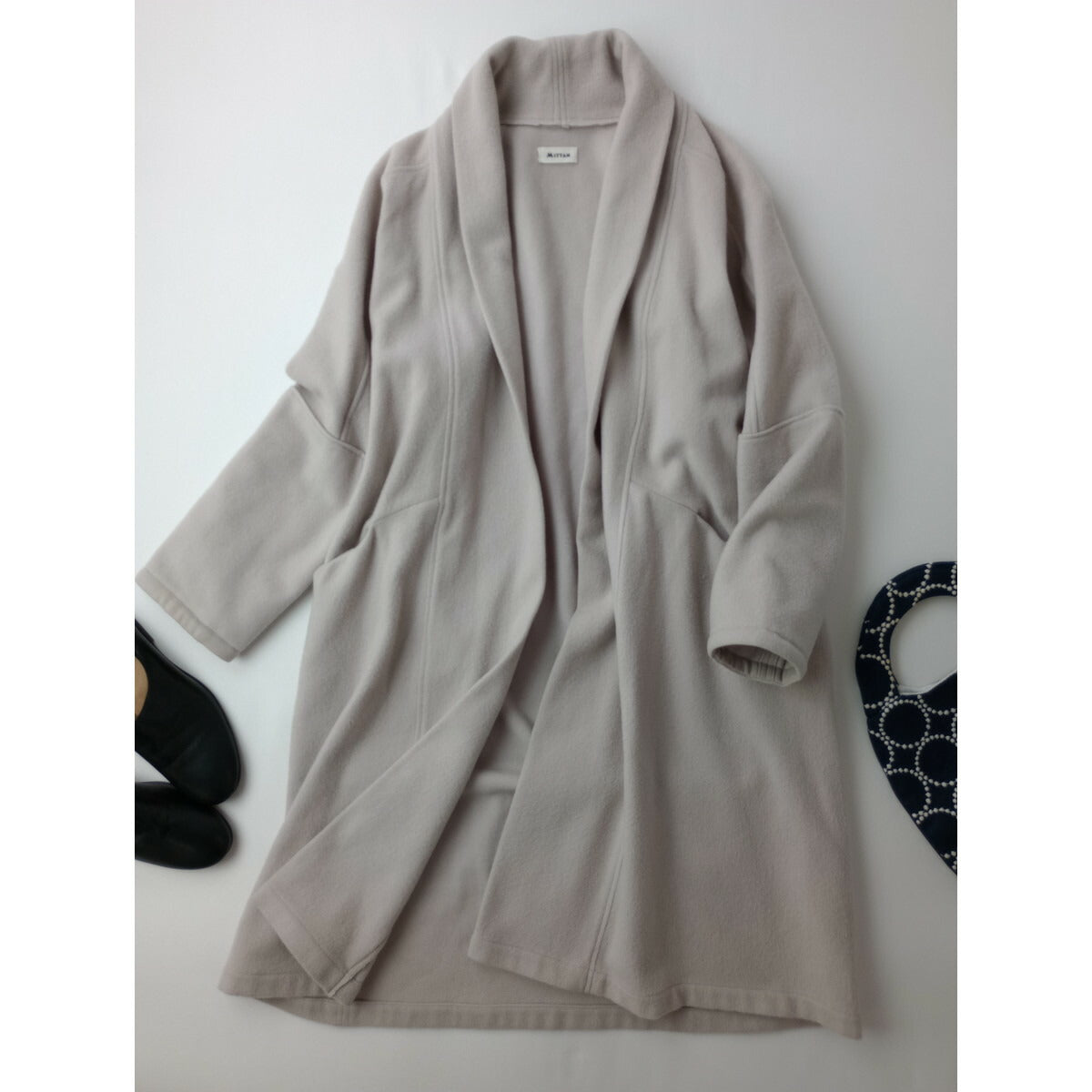 MITTAN ミッタン ウール 毛 100％ ロング コート グレーがかったアイボリー 1 (20M＋1732)【中古】