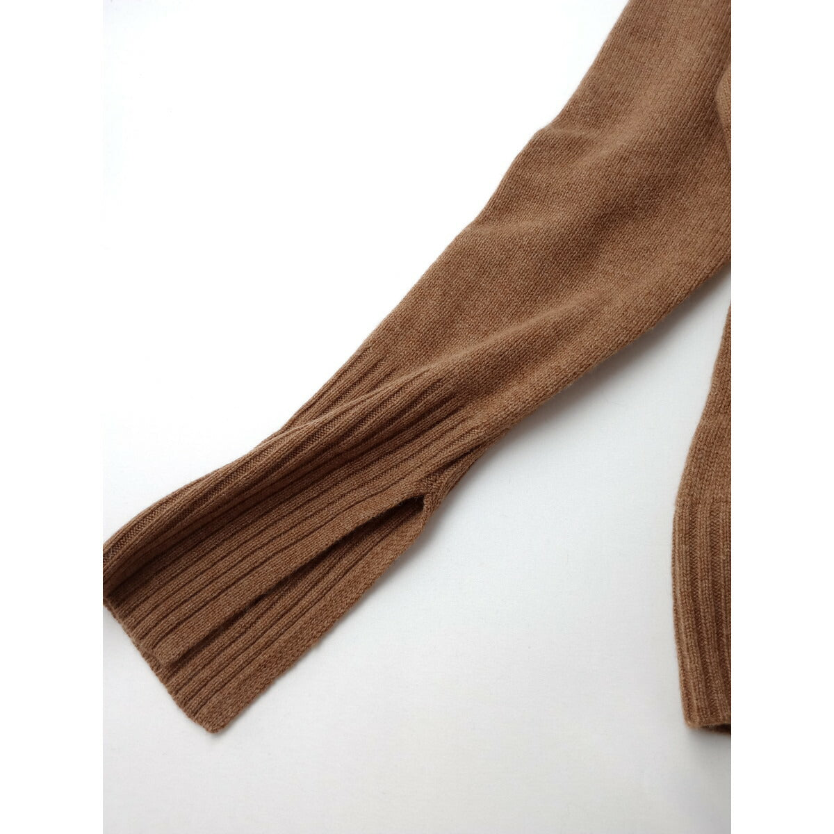 LEE MATHEWS リー・マシュー カシミヤ 100％ タートルネック ニット 長袖 トップス セーター ブラウン (18M＋0193)【中古】