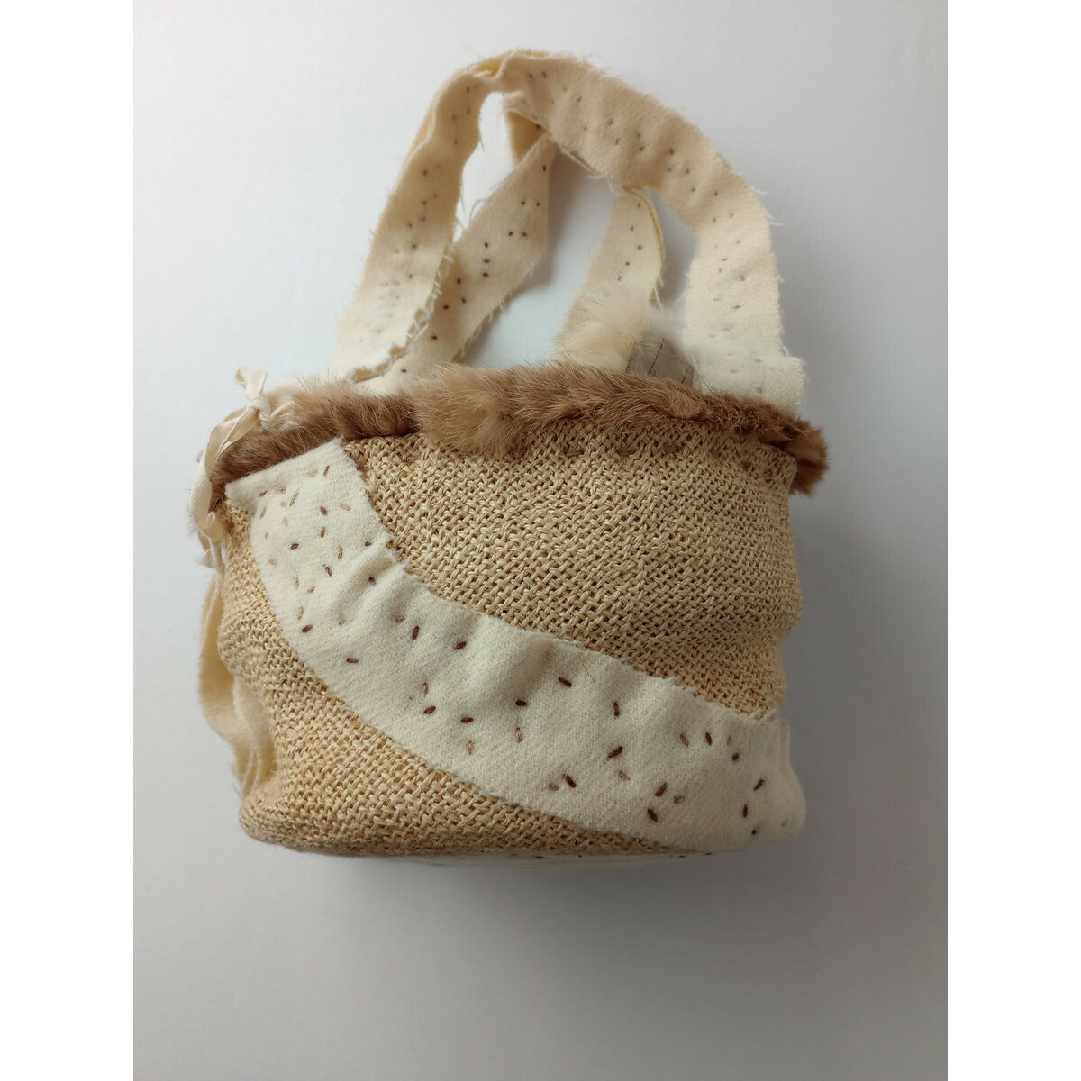 ebagos エバゴス ファー付き バッグ 白【中古】