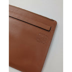 LOEWE ロエベ アナグラム レザー ポーチ ブラウン【中古】