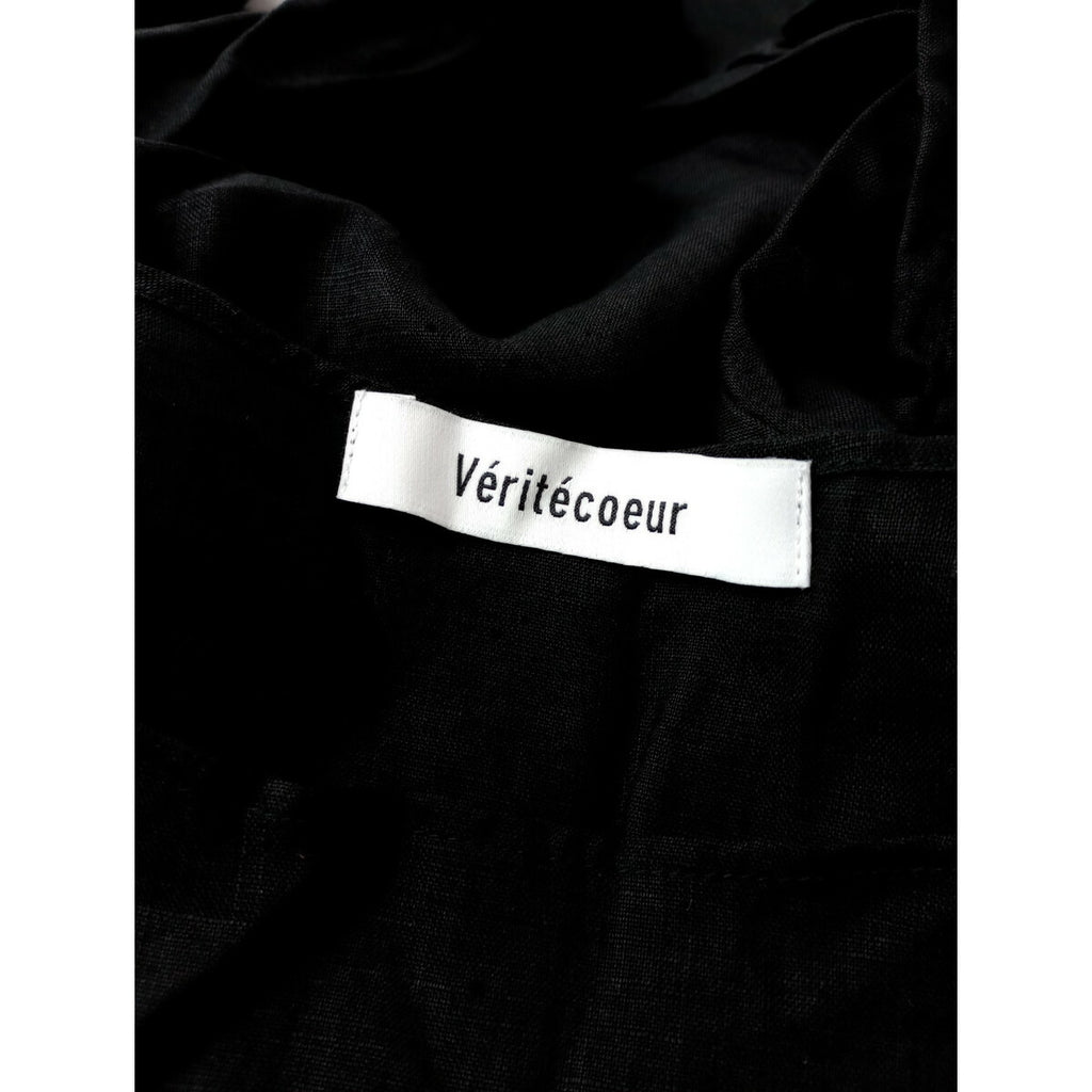 Veritecoeur ヴェリテクール リネン100％ Tライン プルオーバー ブラウス トップス 黒 ブラック F【中古】