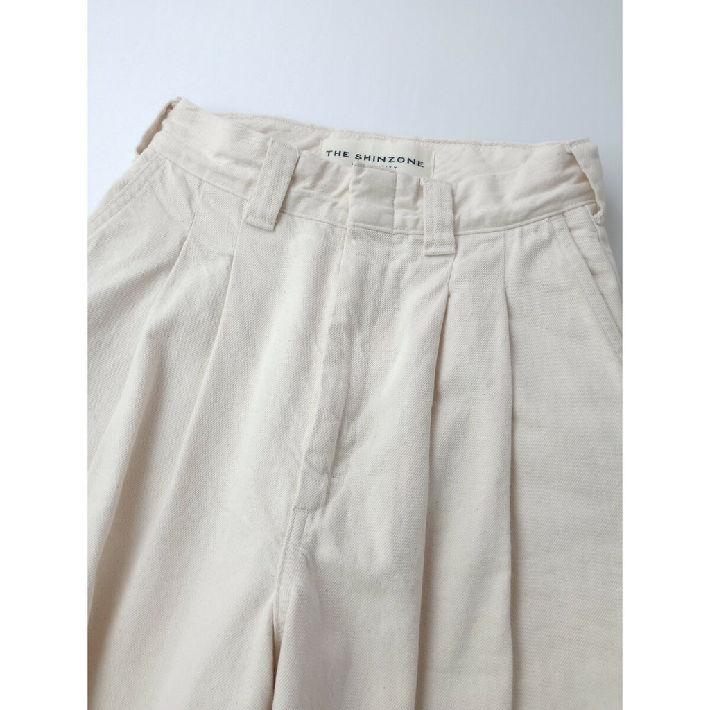 THE Shinzone ザシンゾーン TOMBOY JEANS ウエスト ツータック トム ボーイ コットン 綿 100％ デニム パンツ 生成り 32【中古】