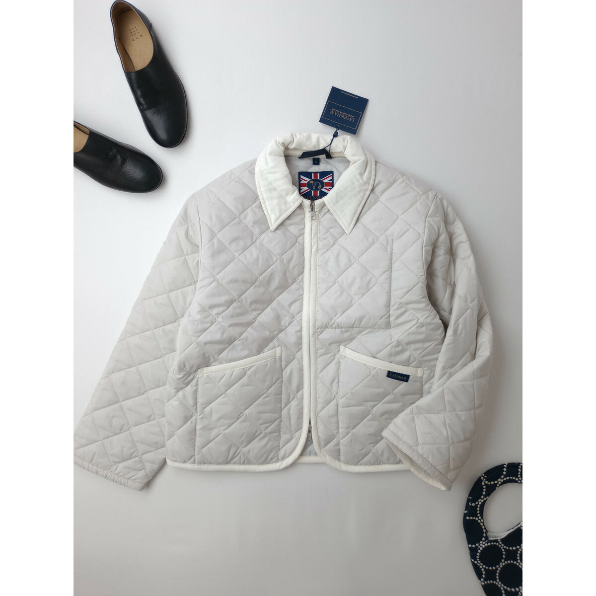 新品 25AW LAVENHAM ラベンハム Teynham Womens テイナム ウィメンズ キルティング ショート ジャケット コーデュロイカラー 白 (4M＋2679) 【中古】