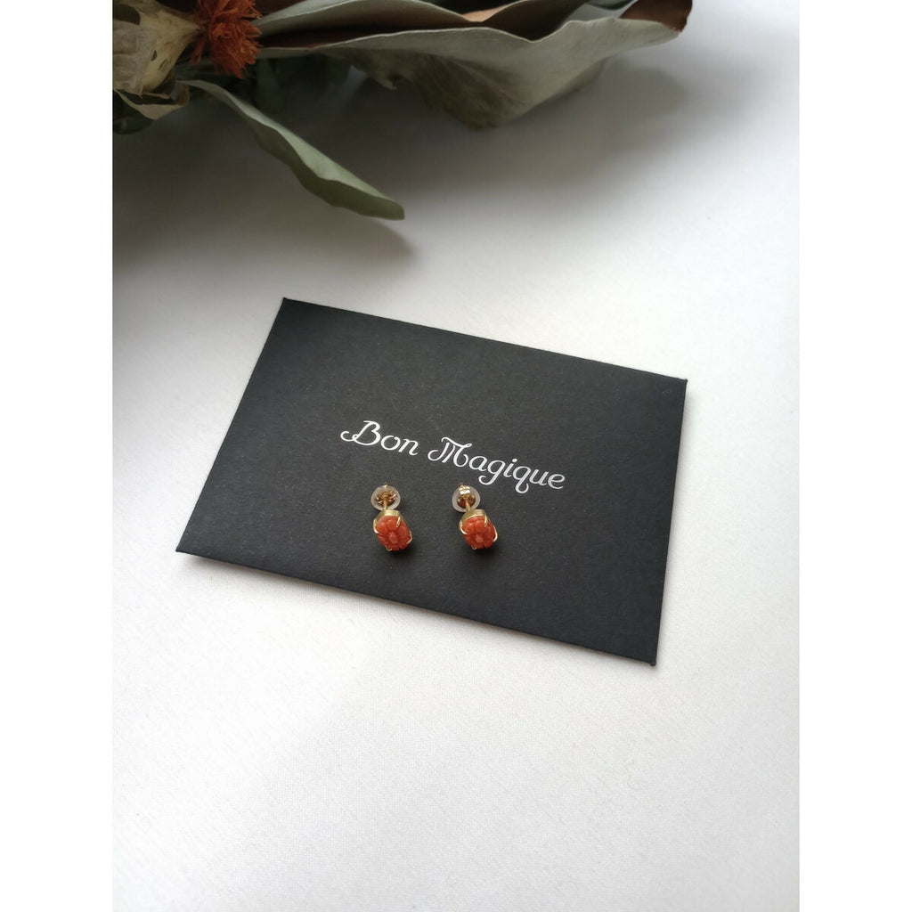 25年モデル Bon Magique ボン マジック 珊瑚 スタッド ピアス K18YG サーモンピンク アクセサリー 【中古】