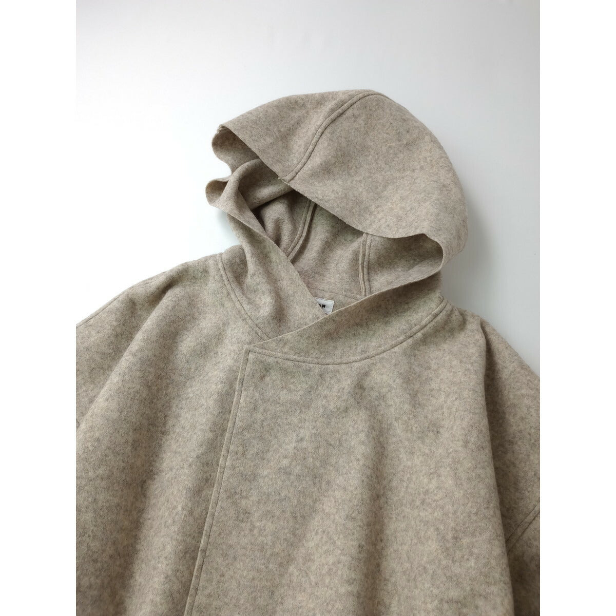 25AW MITTAN ミッタン 圧縮 ウール 100％ ニット フード ロング コート グレージュ 2 （19M＋0223)【中古】