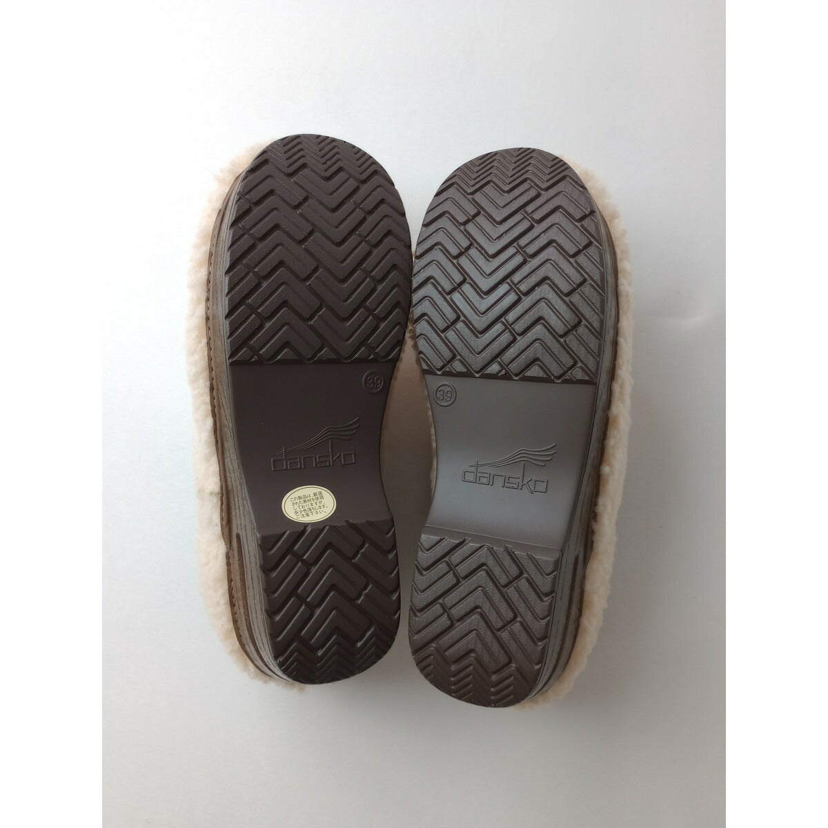 DANSKO ダンスコ プロフェッショナル 羊毛 ボア シューズ 靴 ライトベージュ 39 (24M＋9513)【中古】