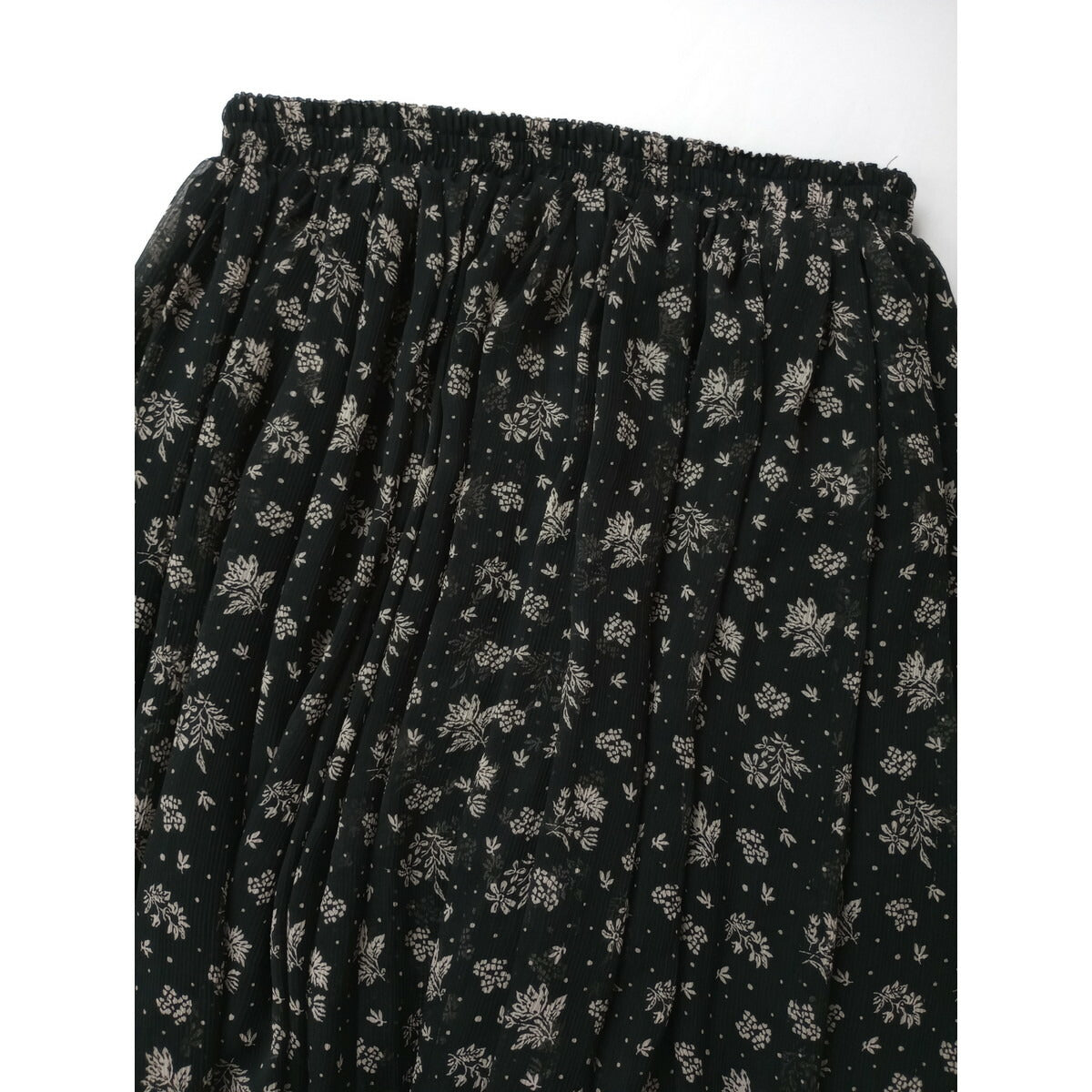 Cloth&Cross クロスアンドクロス フラワー プリント 花柄 プルオーバー ブラウス スカート セットアップ 黒 ブラック【中古】