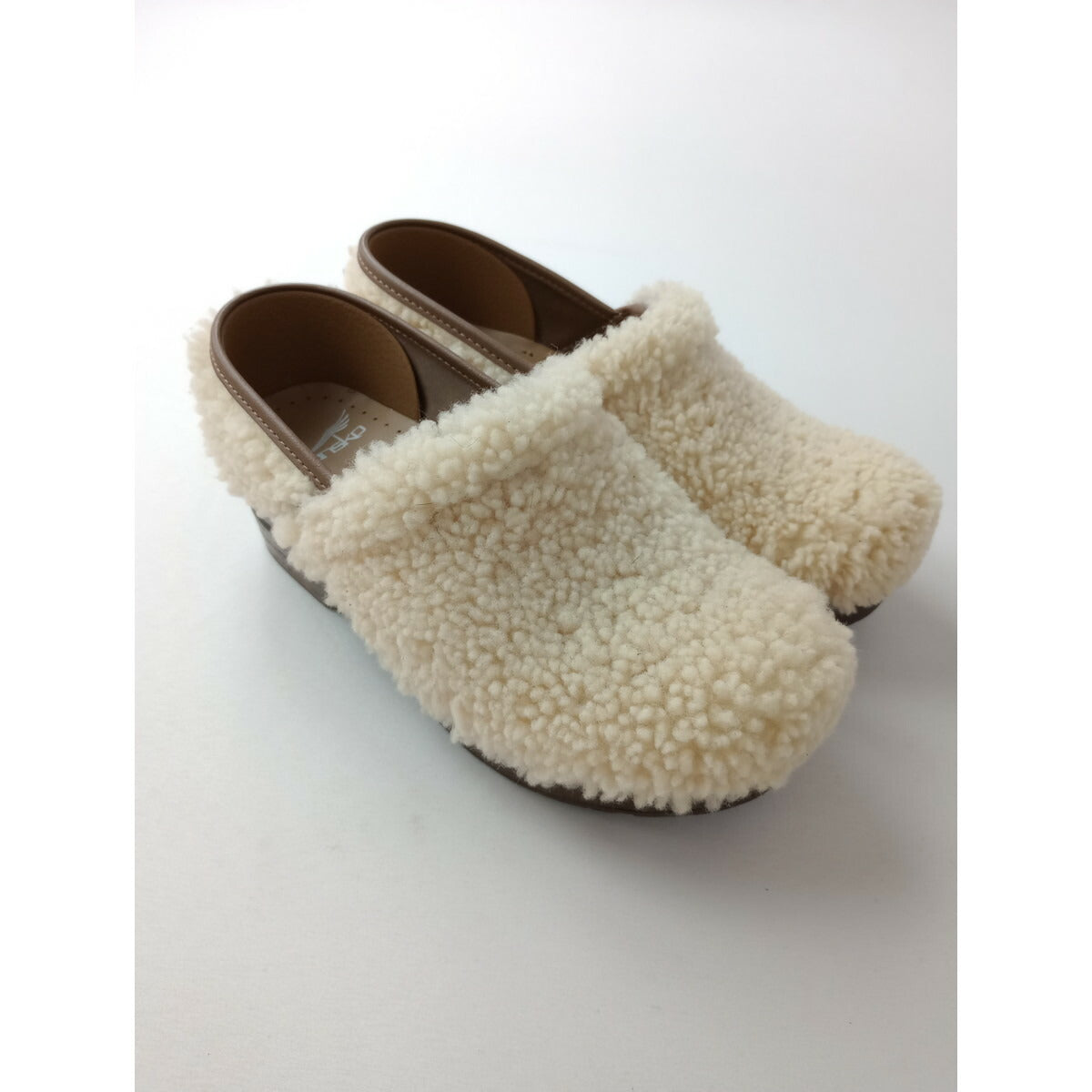 DANSKO ダンスコ プロフェッショナル 羊毛 ボア シューズ 靴 ライトベージュ 38 (23M＋0429)【中古】