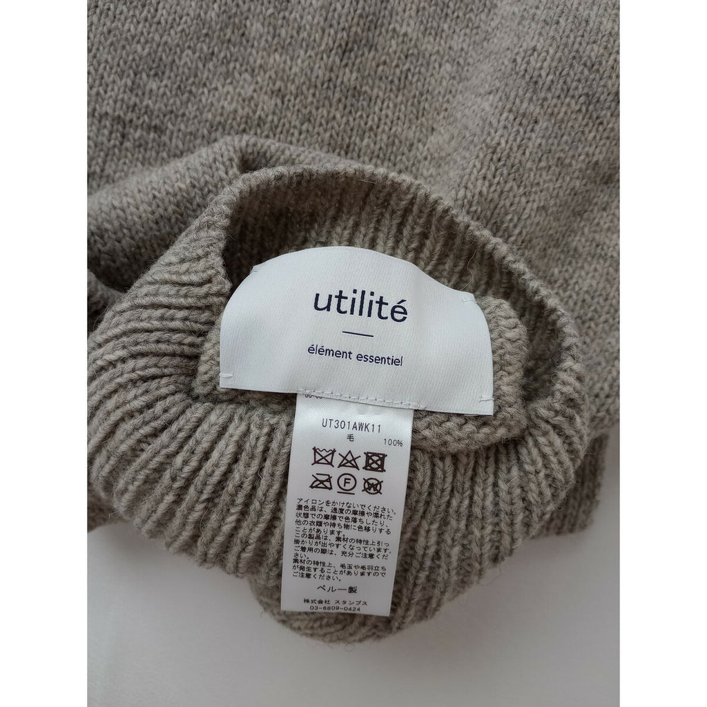 utilite ユティリテ ペルー ハイランド ウール モック ネック ニット ベスト ライトグレー (16M＋2766)【中古】