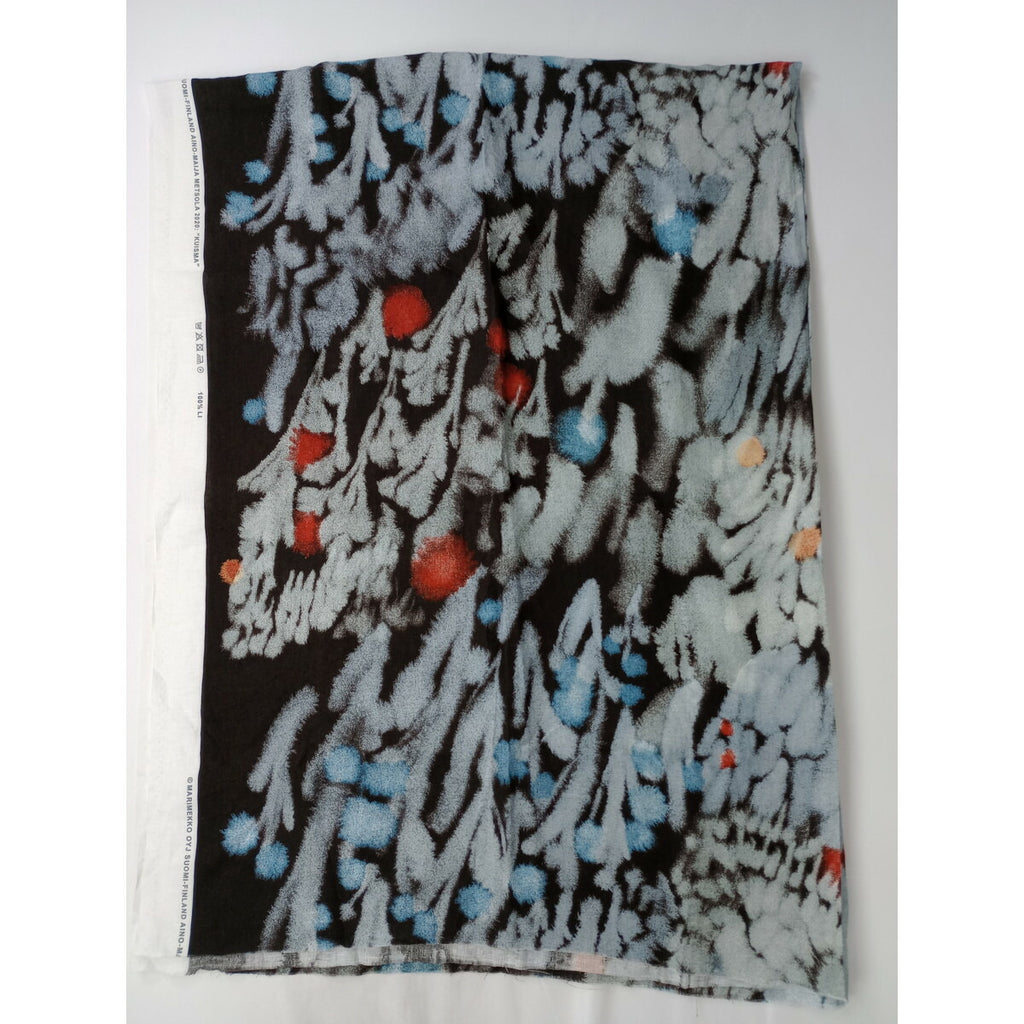 marimekkoマリメッコKuismaクイスマセイヨウオトギリファブリックテキスタイル デザイナーAino Maija Metsola200ｃｍ× 154cm 柄有効 141cm