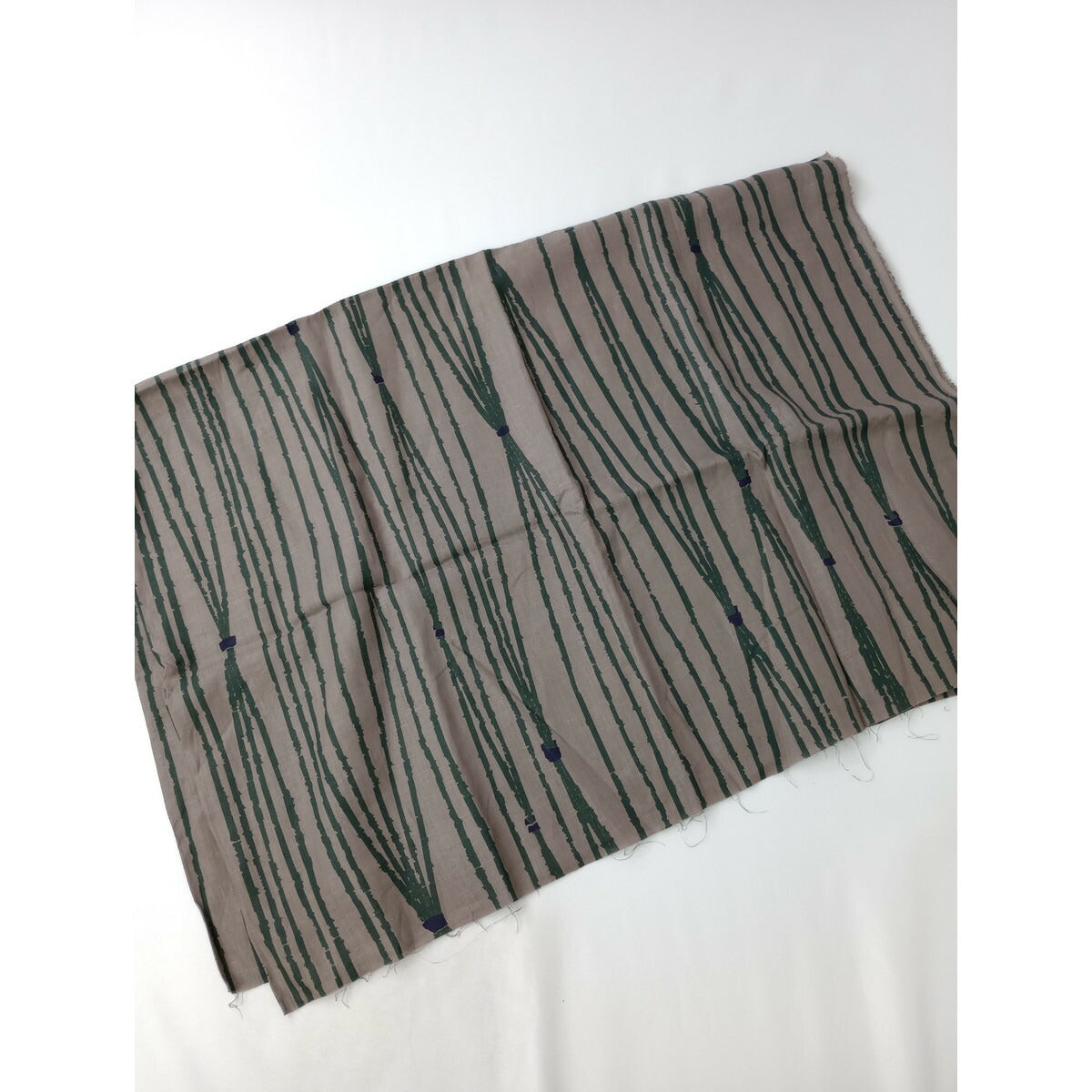 新品未使用 ミナペルホネン mina perhonen  taba ファブリック 生地 149ｃｍ × 100ｃｍ グリーン系