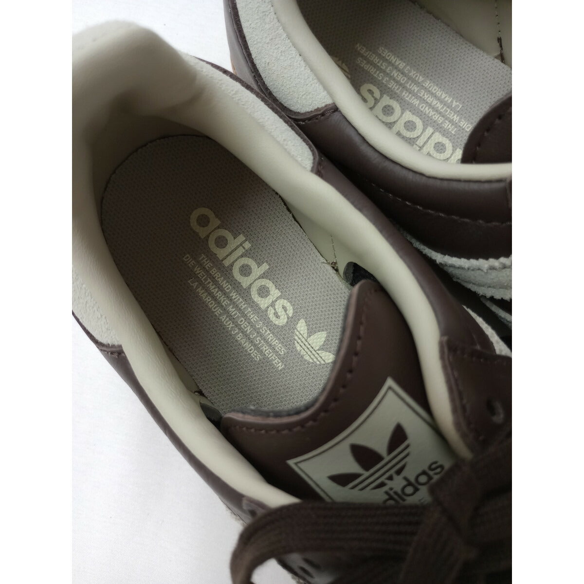 新品 25AW adidas originals アディダスオリジナルス SAMBA OG：スニーカー 靴 ダークブラウン【中古】