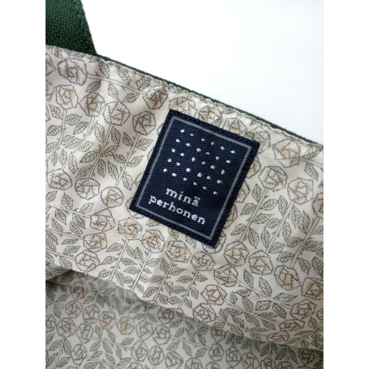 ミナペルホネン mina perhonen flower nest パニーニバッグ カーキ グリーン【中古】