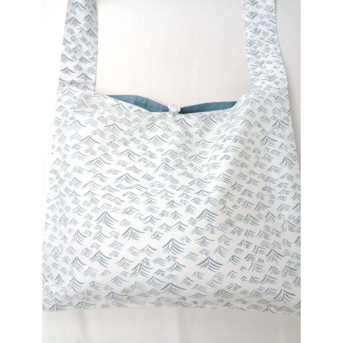 ミナペルホネン mina perhonen sash bag -umi- サッシュバッグ 白【中古】