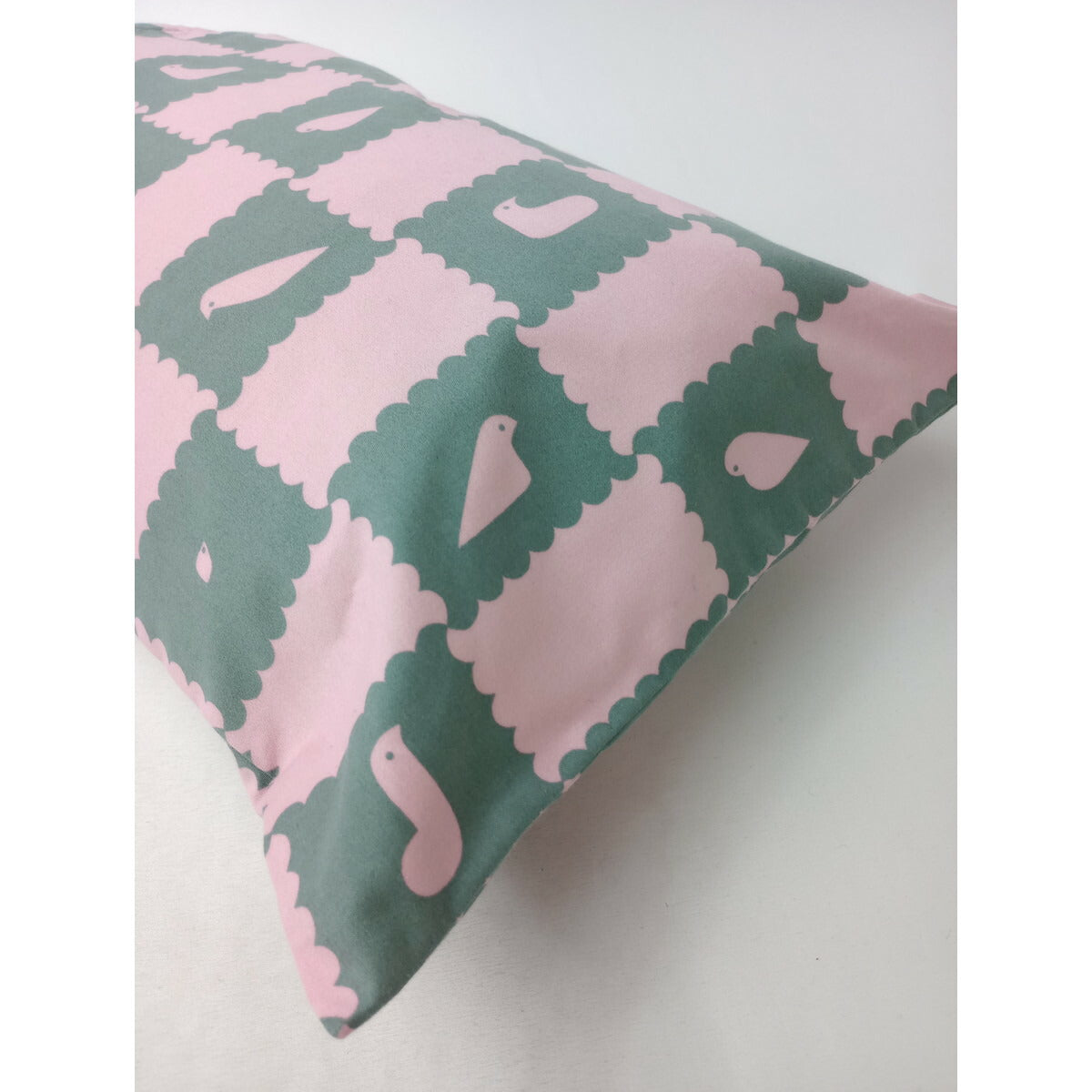 ミナペルホネン mina perhonen × iittala イッタラ 鳥 柄 Lintu Lintu コットン 綿 100％ トート バッグ ピンク【中古】