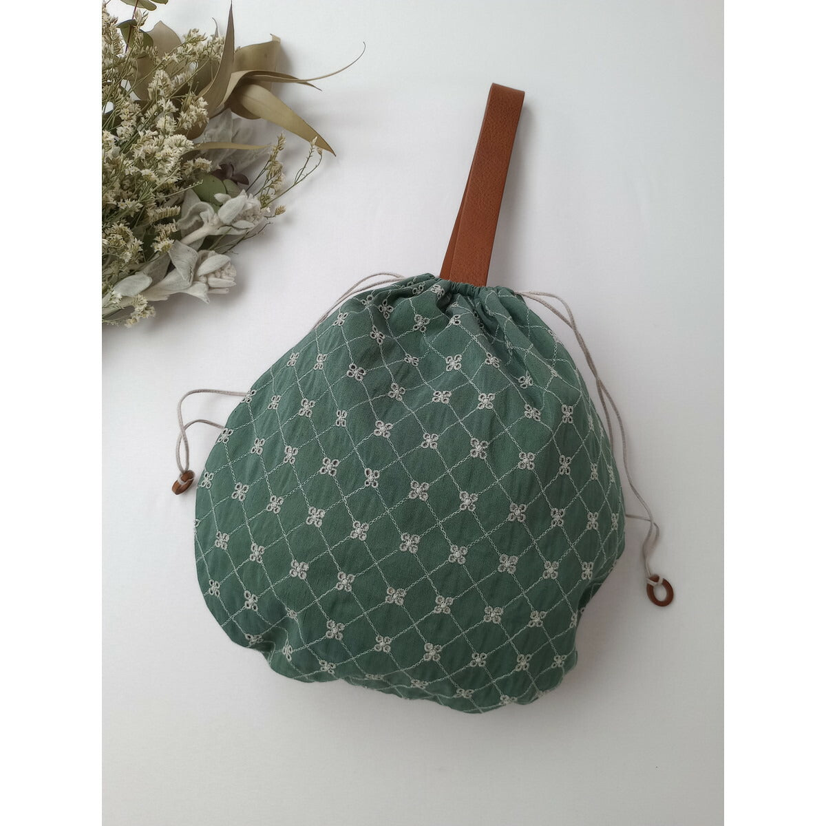 mina perhonen ミナペルホネン flower beads pear bag ワンハンドル レザーバッグ グリーン【中古】