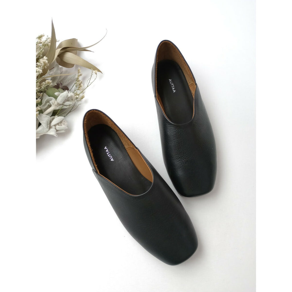AUTTA アウッタ カンフー フラット シューズ 靴 22.5～23.0 黒 ブラック【中古】