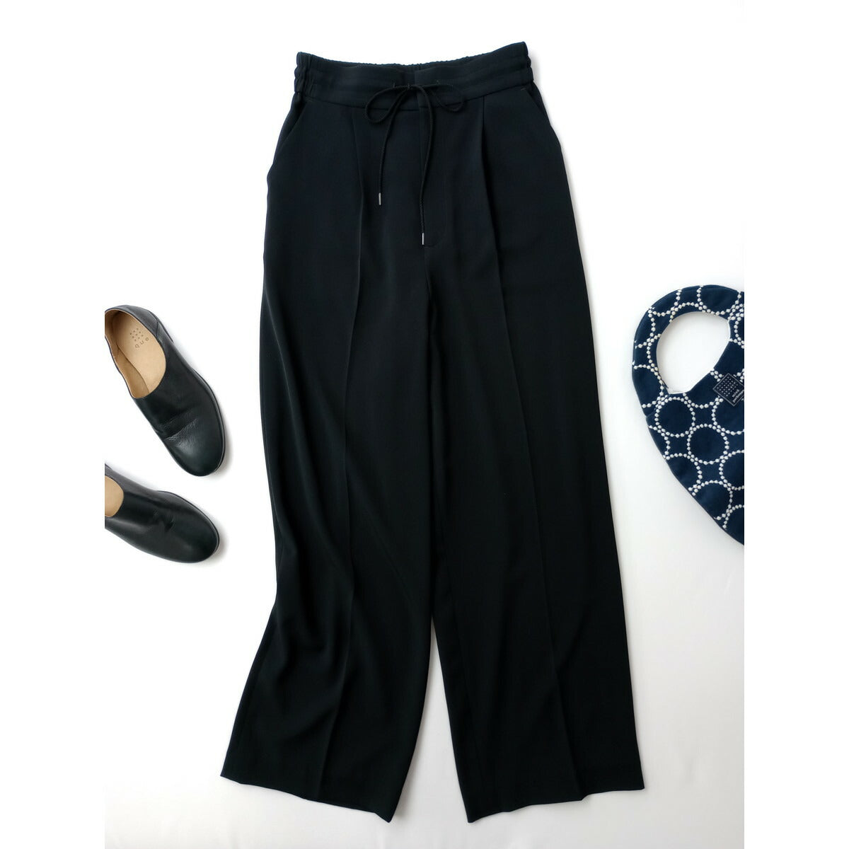 25SS uncrave アンクレイヴ オンワード樫山 クールタッチツイルストレートパンツ 黒 ブラック 00【中古】