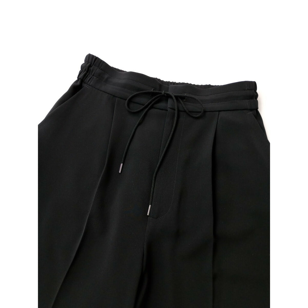 25SS uncrave アンクレイヴ オンワード樫山 クールタッチツイルストレートパンツ 黒 ブラック 00【中古】