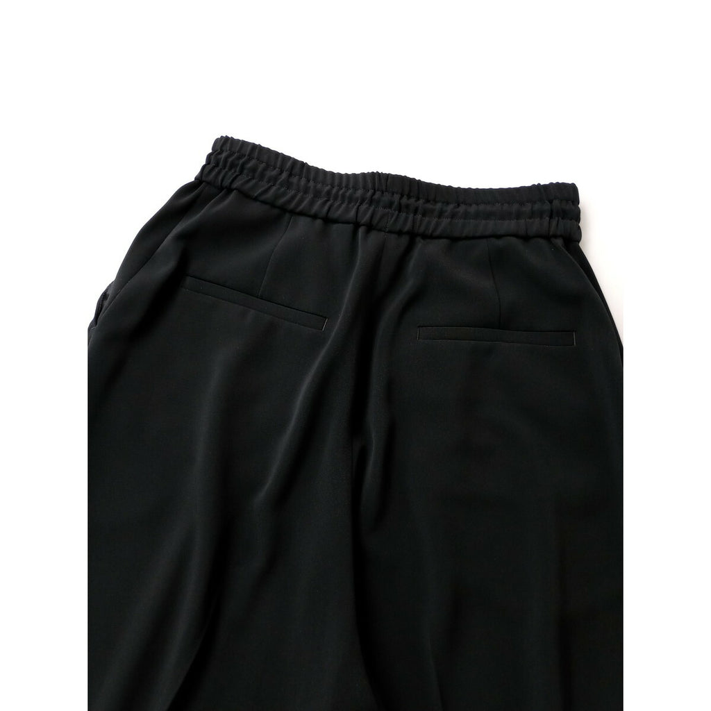 25SS uncrave アンクレイヴ オンワード樫山 クールタッチツイルストレートパンツ 黒 ブラック 00【中古】