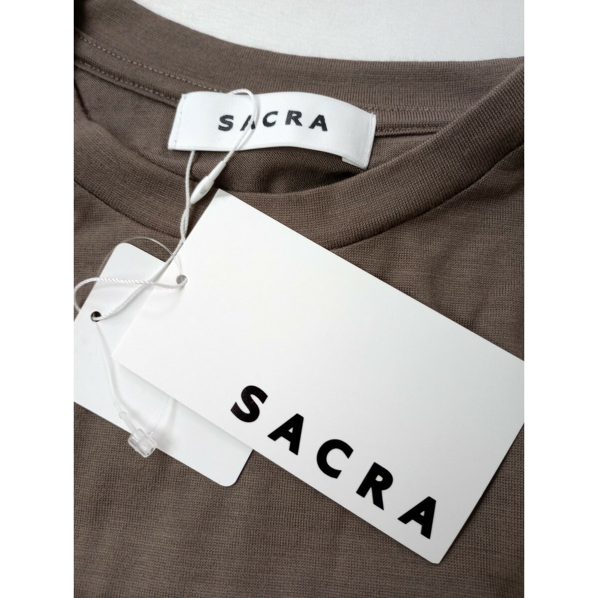 新品 SACRA サクラ ウール 毛 100％ プルオーバー トップス 長袖 ブラウン