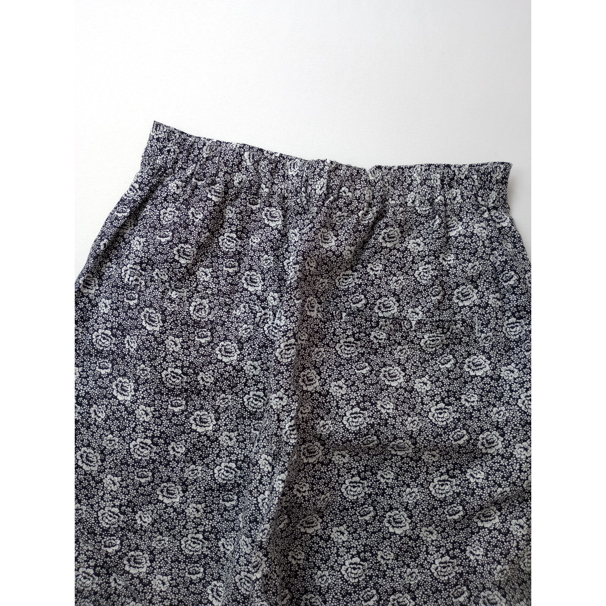 R&D.M.Co- OLDMANS TAILOR オールドマンズテーラー PRINCESS FLOWER 花柄 イージーパンツ 白黒【中古】