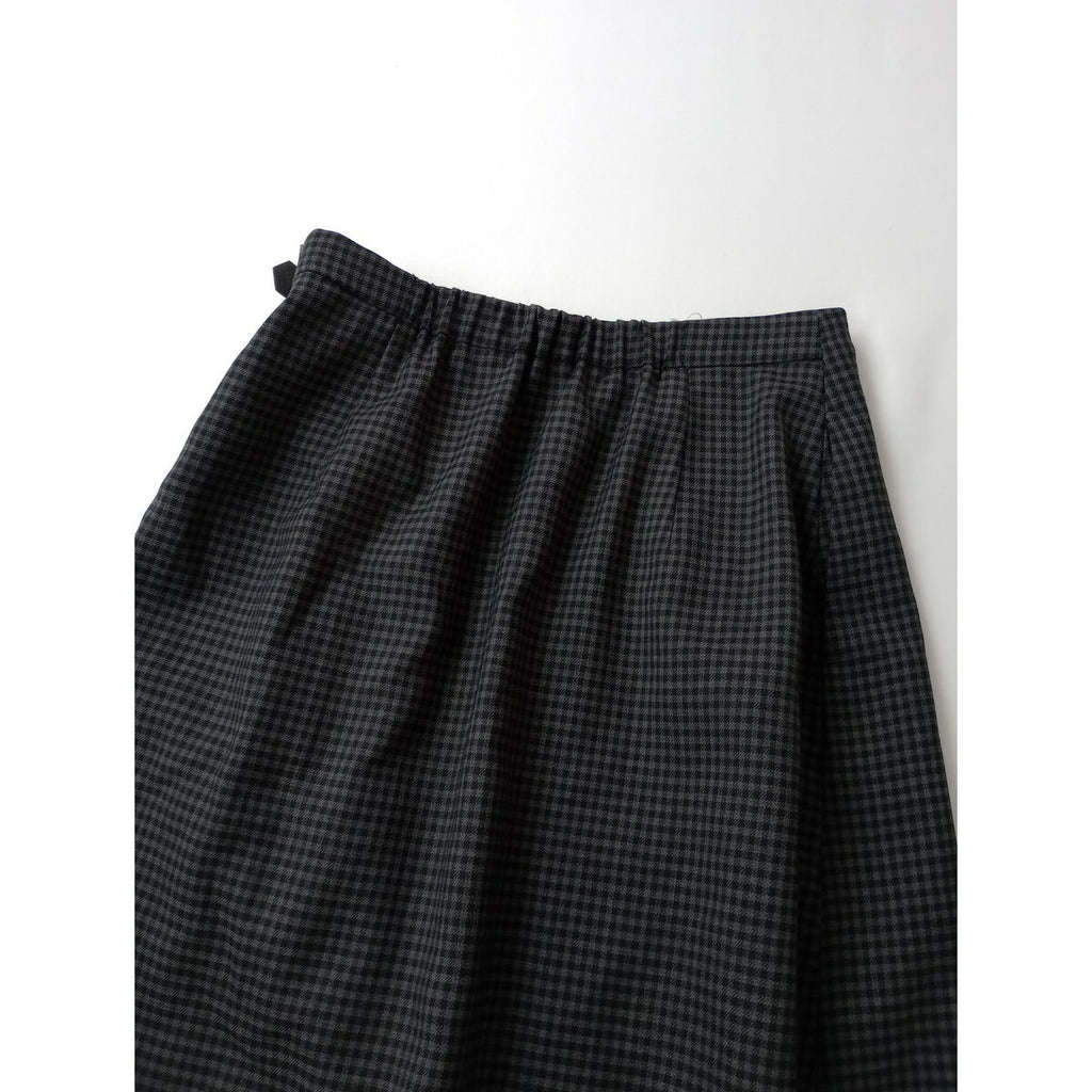 新品 25AW human woman ヒューマンウーマン 先染めチェックキルト風 スカート グレー 黒 ブラック M
