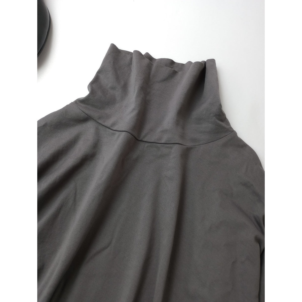 handvaerk ハンドバーク コットン 綿 100％ ペルー製 ハイネック カットソー グレージュ 【中古】