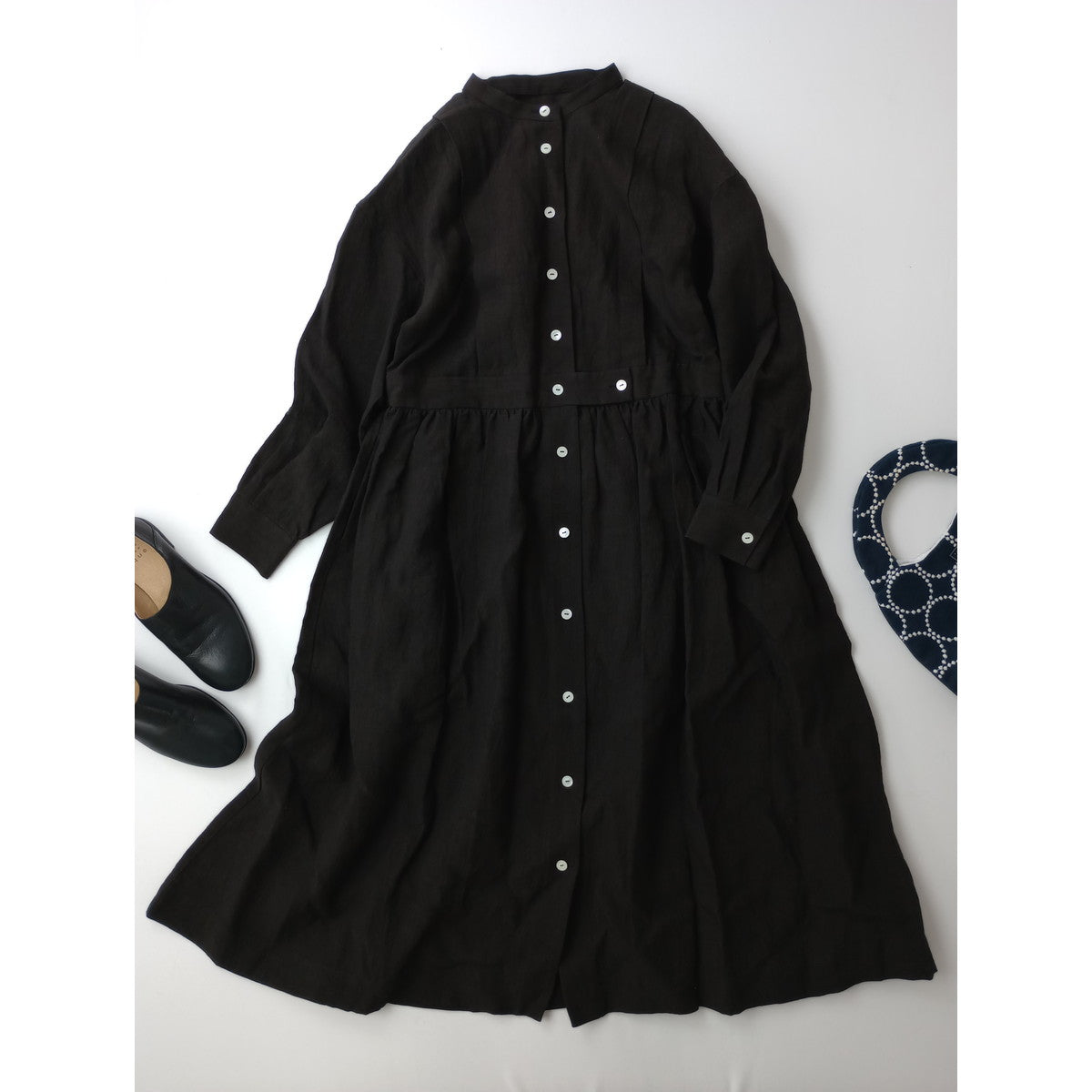 MAGALI マガリ リネン 麻 100％ タック ギャザー ロング ワンピース ドレス 黒 ブラック 【中古】