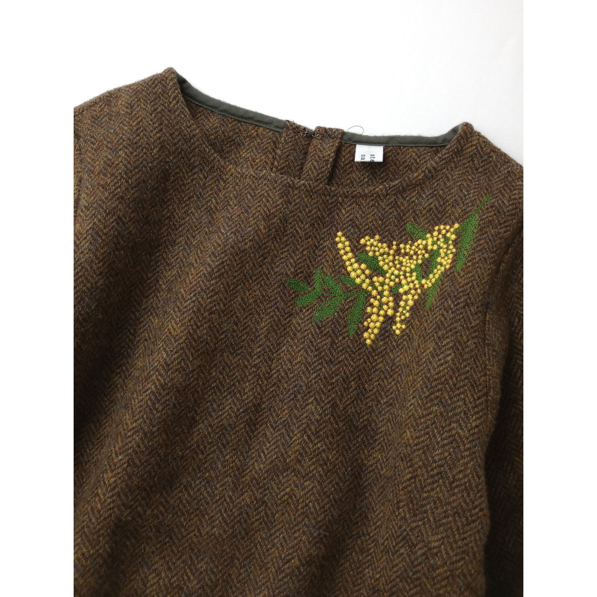 atelier naruse アトリエナルセ ミモザ刺繍 ウールスモックブラウス ヘリンボーン ツイード ブラウン (6M＋0027) 【中古】