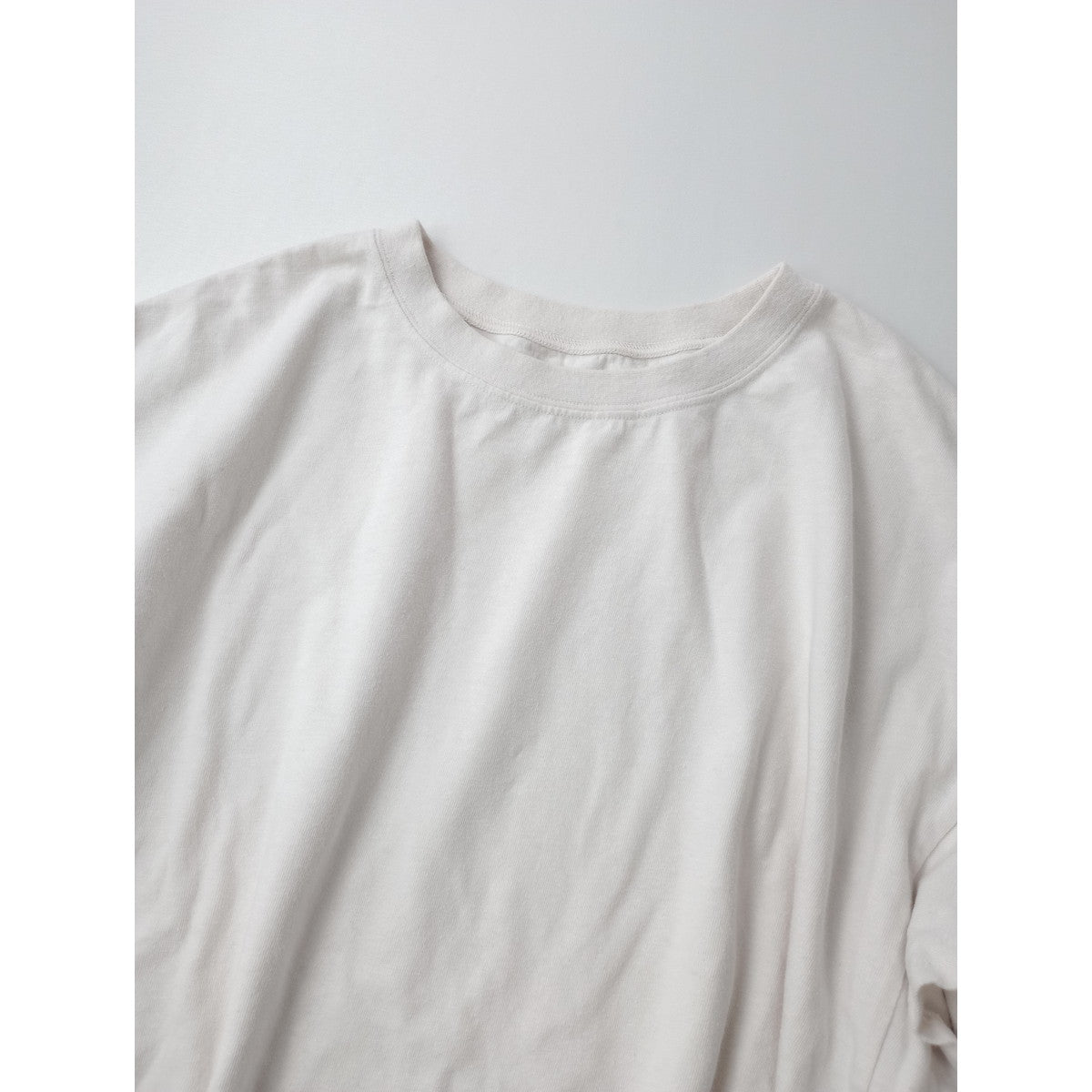nest Robe ネストローブ 【UpcycleLino】天然染め天竺ラッフルTee フリル 半袖 Tシャツ カットソー トップス 白 F 【中古】