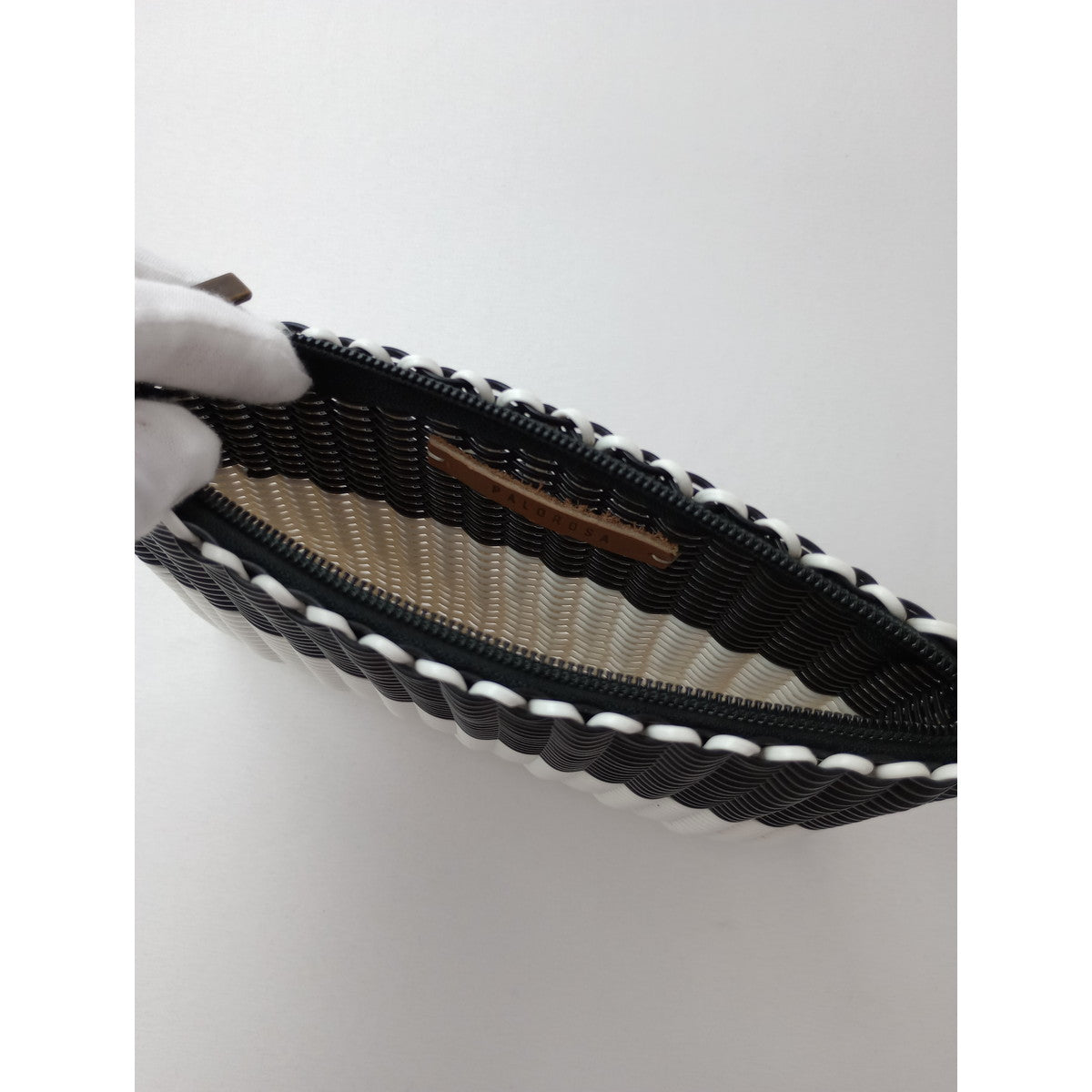 mina perhonen  ミナペルホネン  palorosa CLUTCHS クラッチバッグ ネイビー 白  【中古】