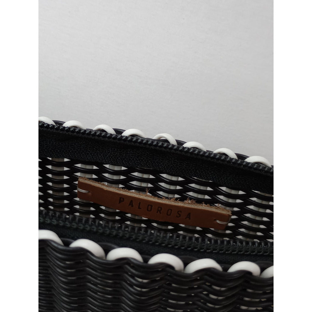 mina perhonen  ミナペルホネン  palorosa CLUTCHS クラッチバッグ ネイビー 白  【中古】