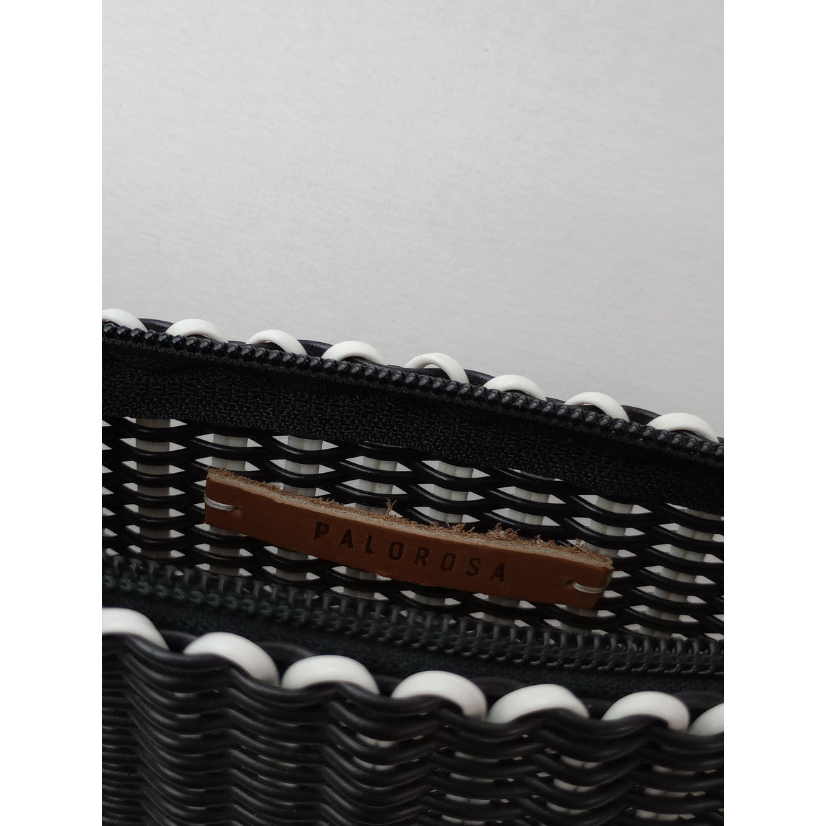 mina perhonen  ミナペルホネン  palorosa CLUTCHS クラッチバッグ ネイビー 白  【中古】
