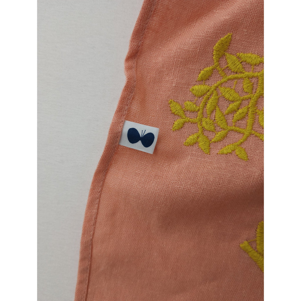 mina perhonen ミナペルホネン   forest parade  刺繍入り  風呂敷   ピンク【中古】