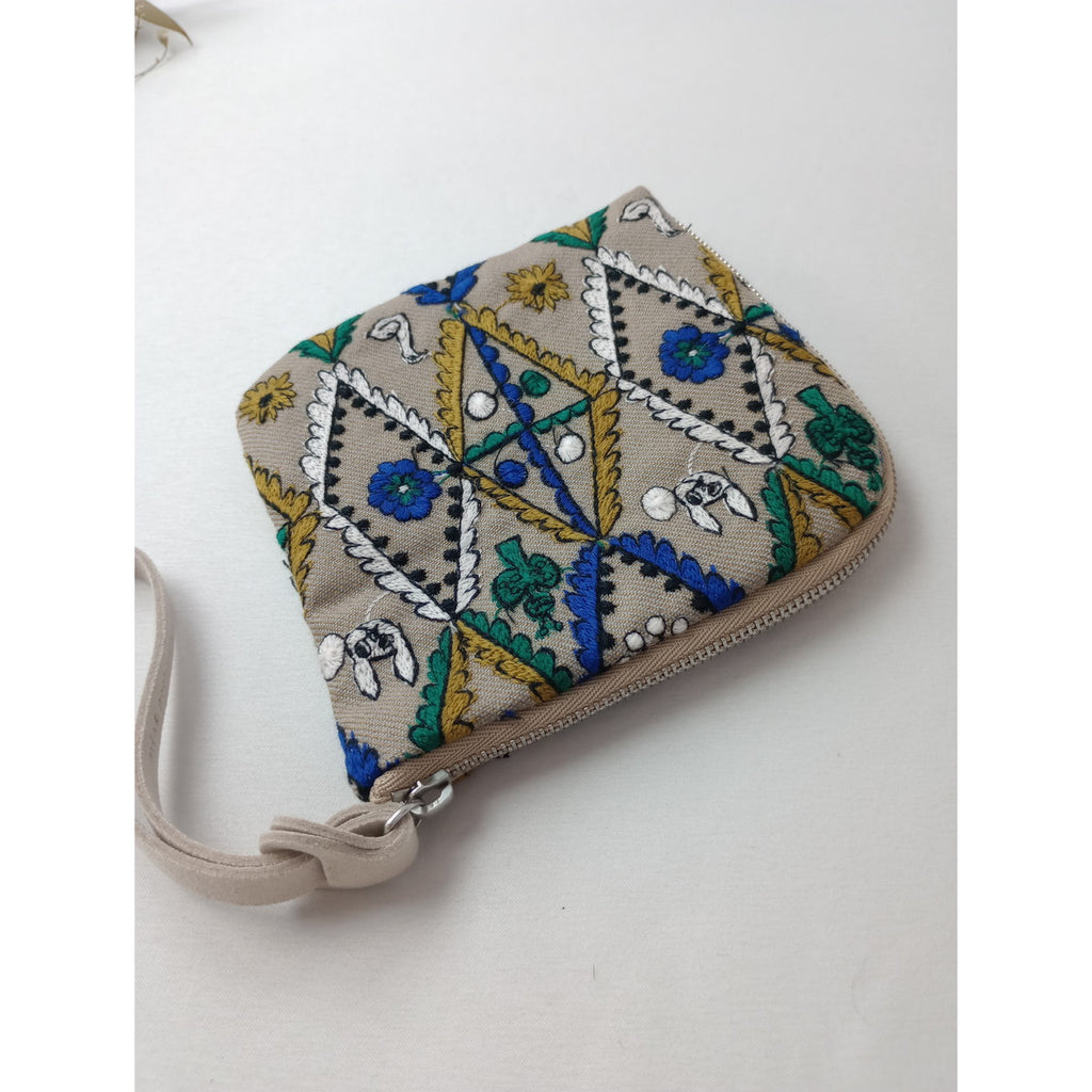 mina perhonen ミナペルホネン tripple forest diamond ポーチ ベージュ 【中古】