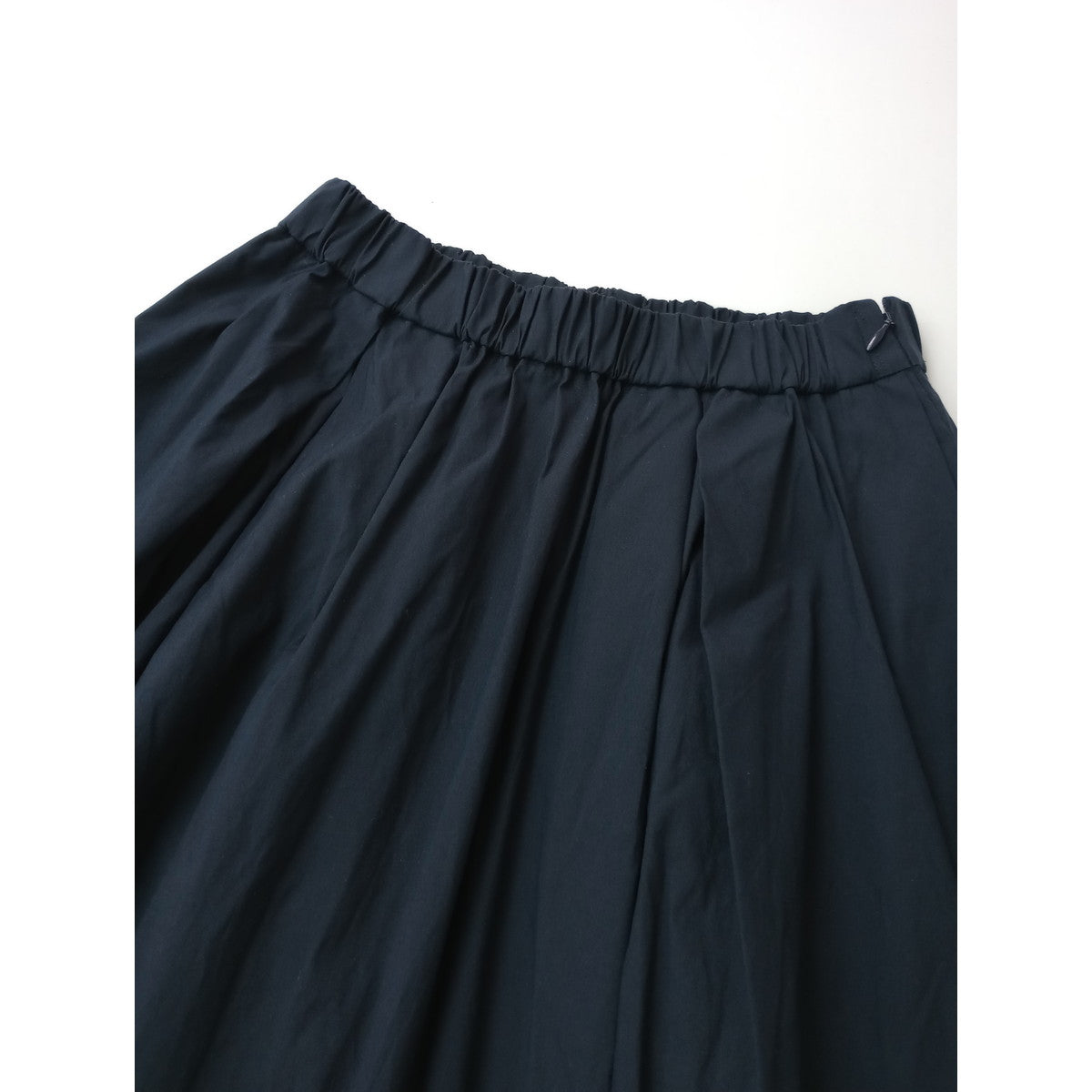 26SS UNITED ARROWS ユナイテッドアローズ ボリューム タック スカート ‐ウォッシャブル‐ 黒 ブラック  【中古】