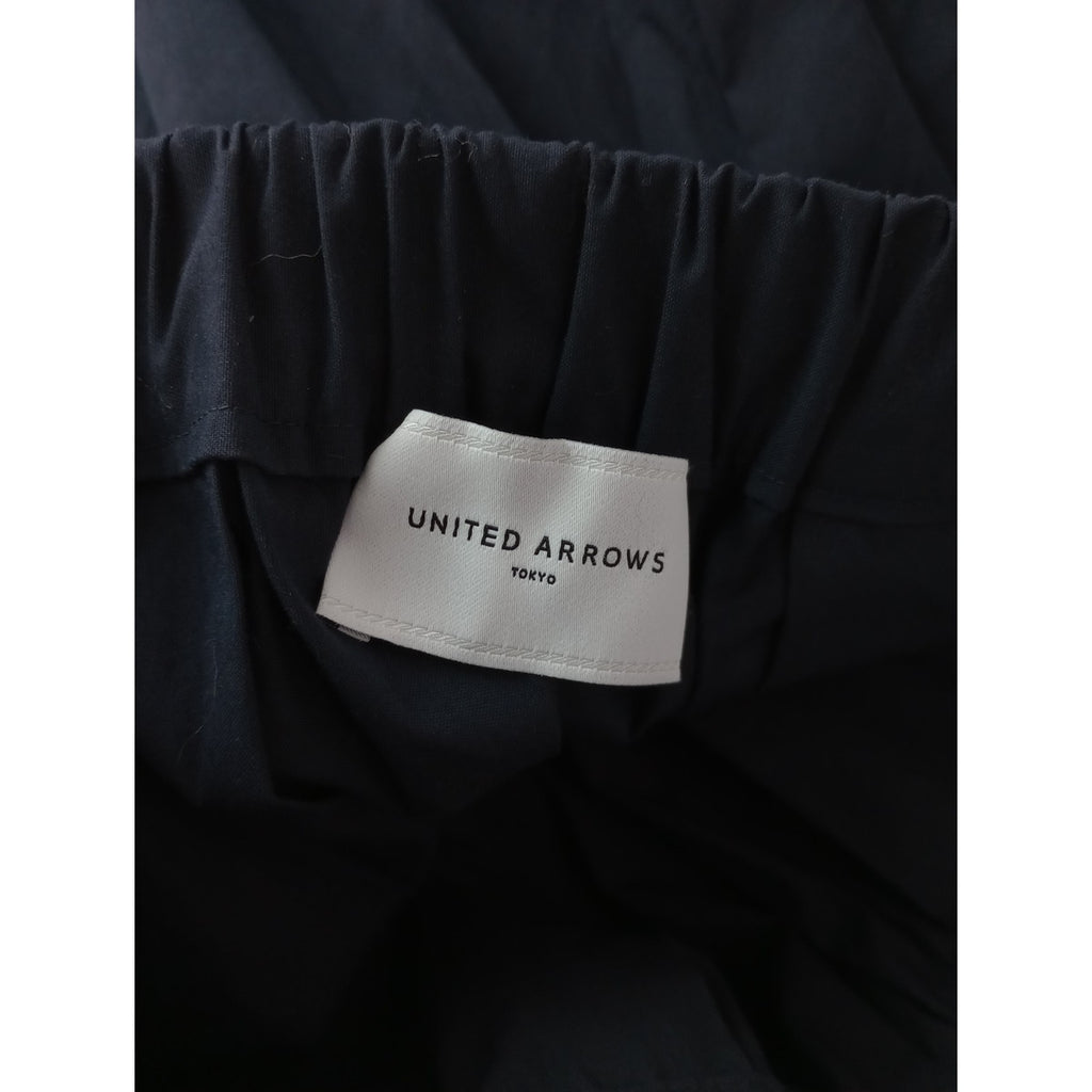 26SS UNITED ARROWS ユナイテッドアローズ ボリューム タック スカート ‐ウォッシャブル‐ 黒 ブラック  【中古】