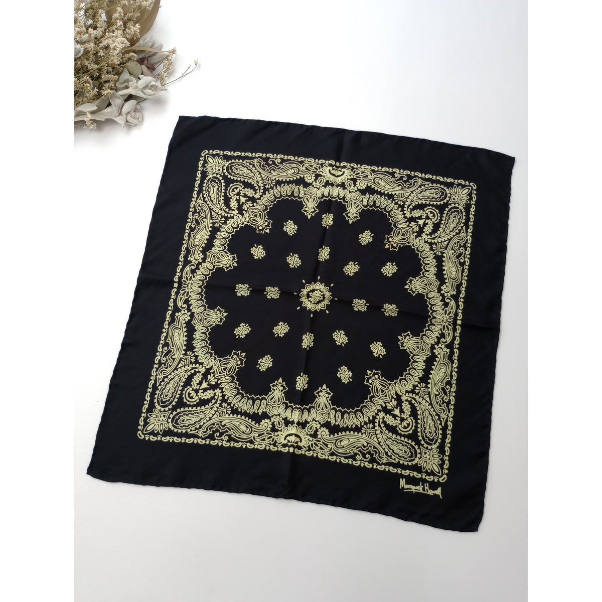 MARGARET HOWELL マーガレットハウエル PAISLEY SILK SCARF シルク100% イタリア製 スカーフ ペイズリー  黒 ブラック 【中古】