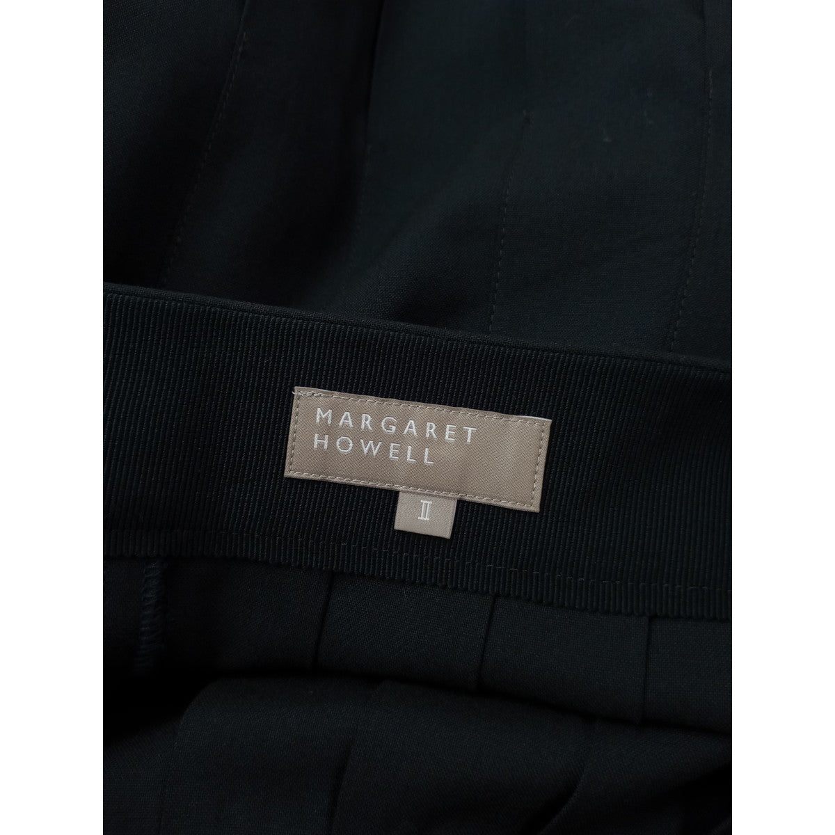 MARGARET HOWELL マーガレットハウエル FINE WOOL POPLIN プリーツスカート 黒 ブラック 2  【中古】