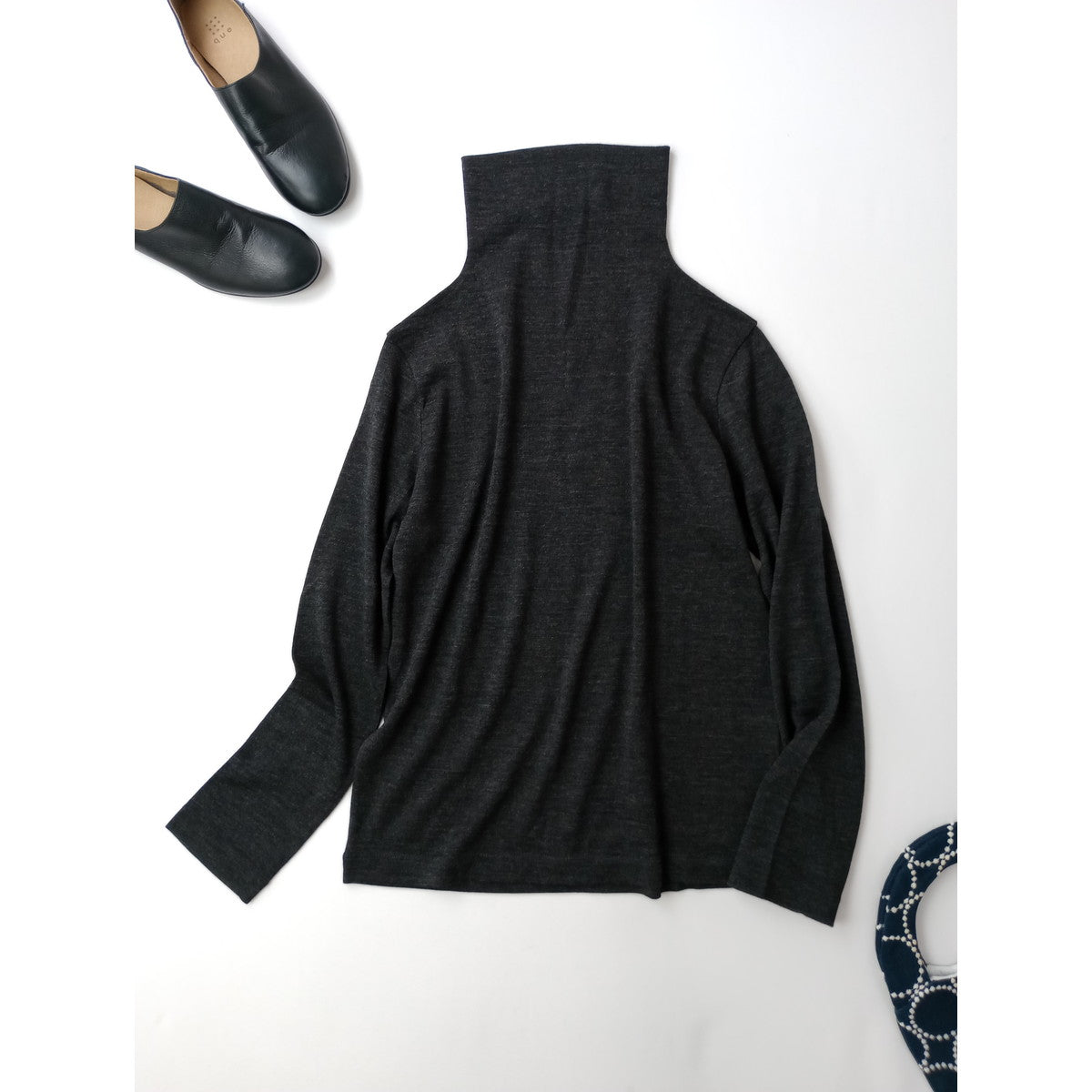 MARGARET HOWELL マーガレットハウエルMERINO WOOL JERSEY タートル長袖 ニット トップス メリノウール  毛 100％  F【中古】