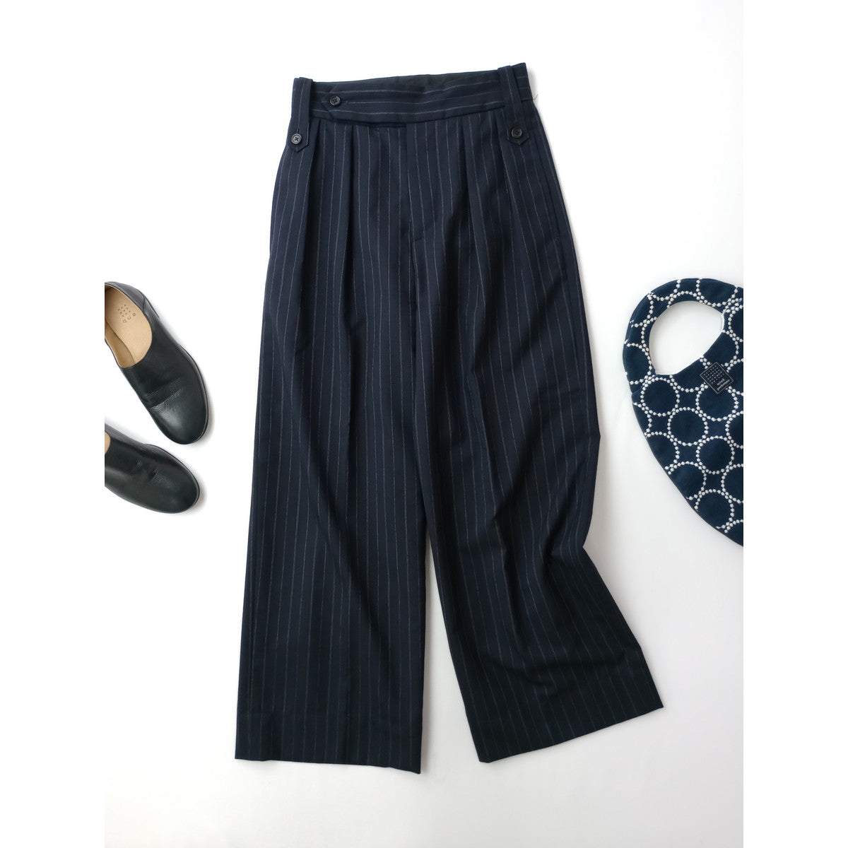 MARGARET HOWELL × FOX BROTHERS マーガレットハウエル ウール 毛 100％ ストライプ パンツ ダークネイビー 1 【中古】