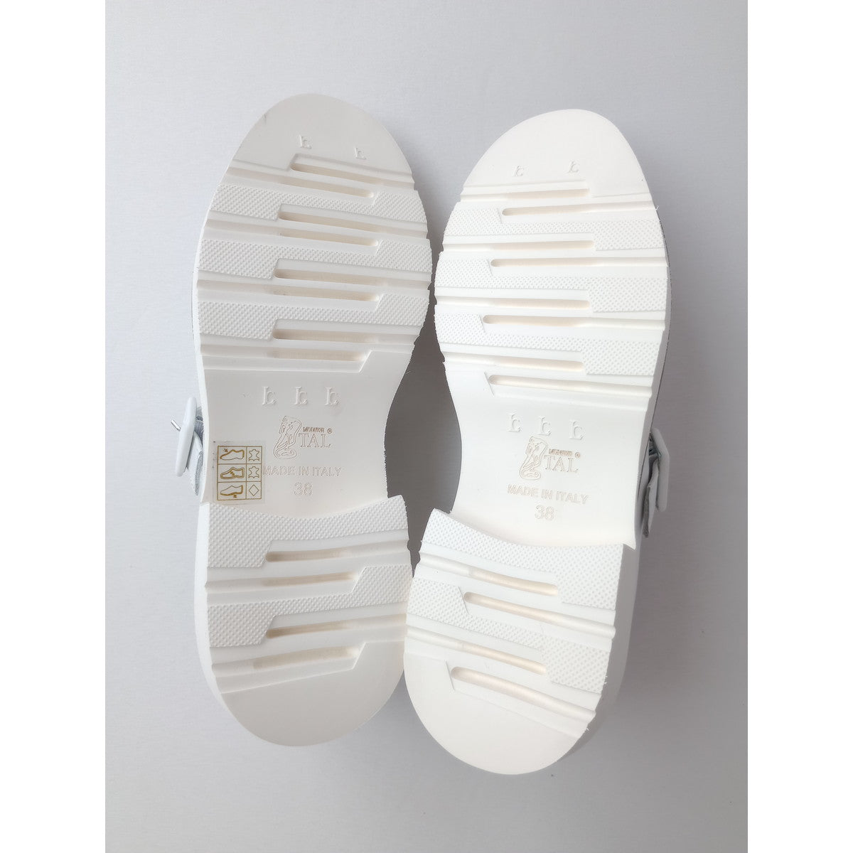 新品 PLAIN PEOPLE プレインピープル LUCA GROSSI ルカグロッシ フリンジローファー レザー マニッシュシューズ 靴 38  白